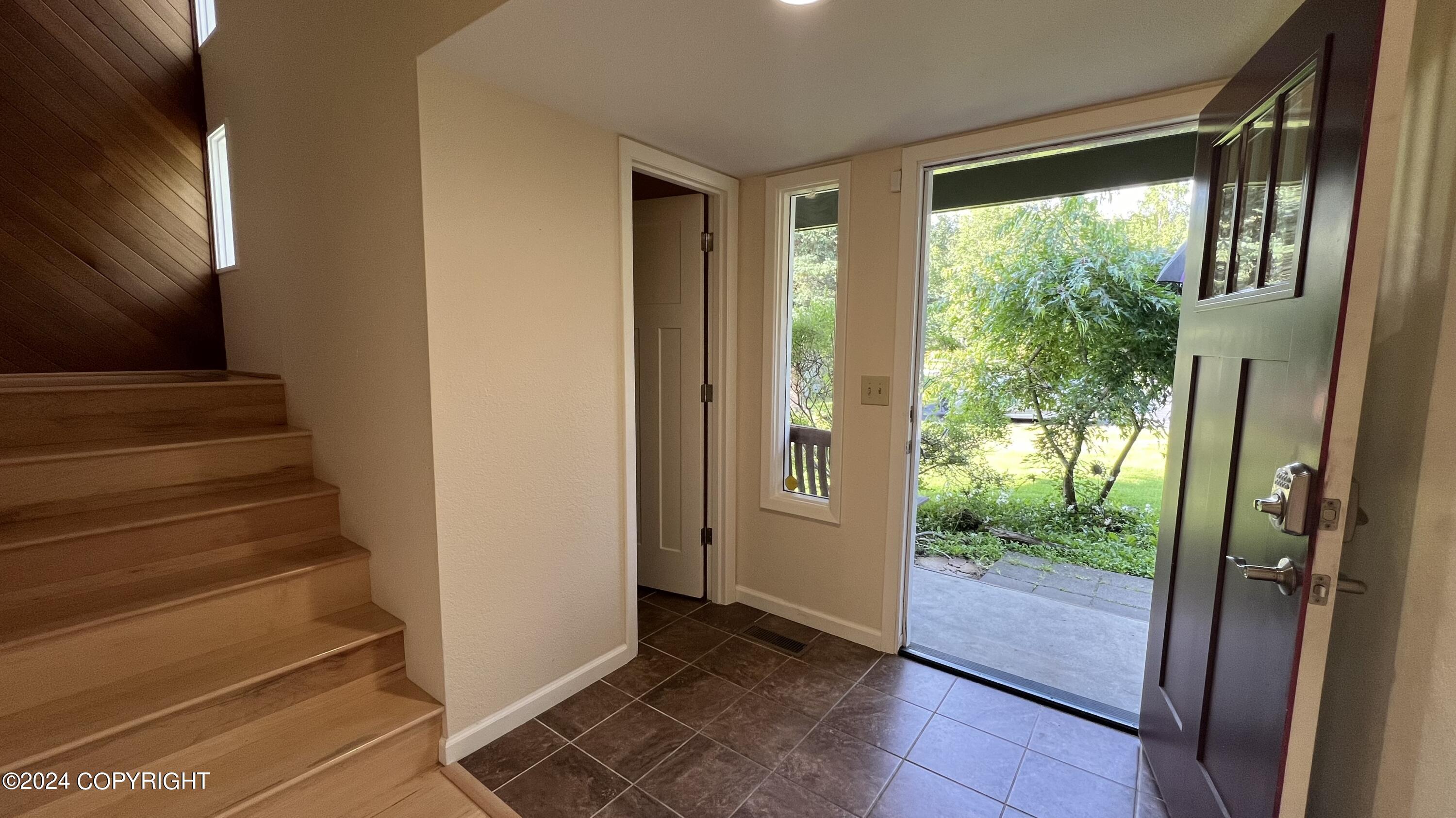 3823 Hampton Drive # 2F