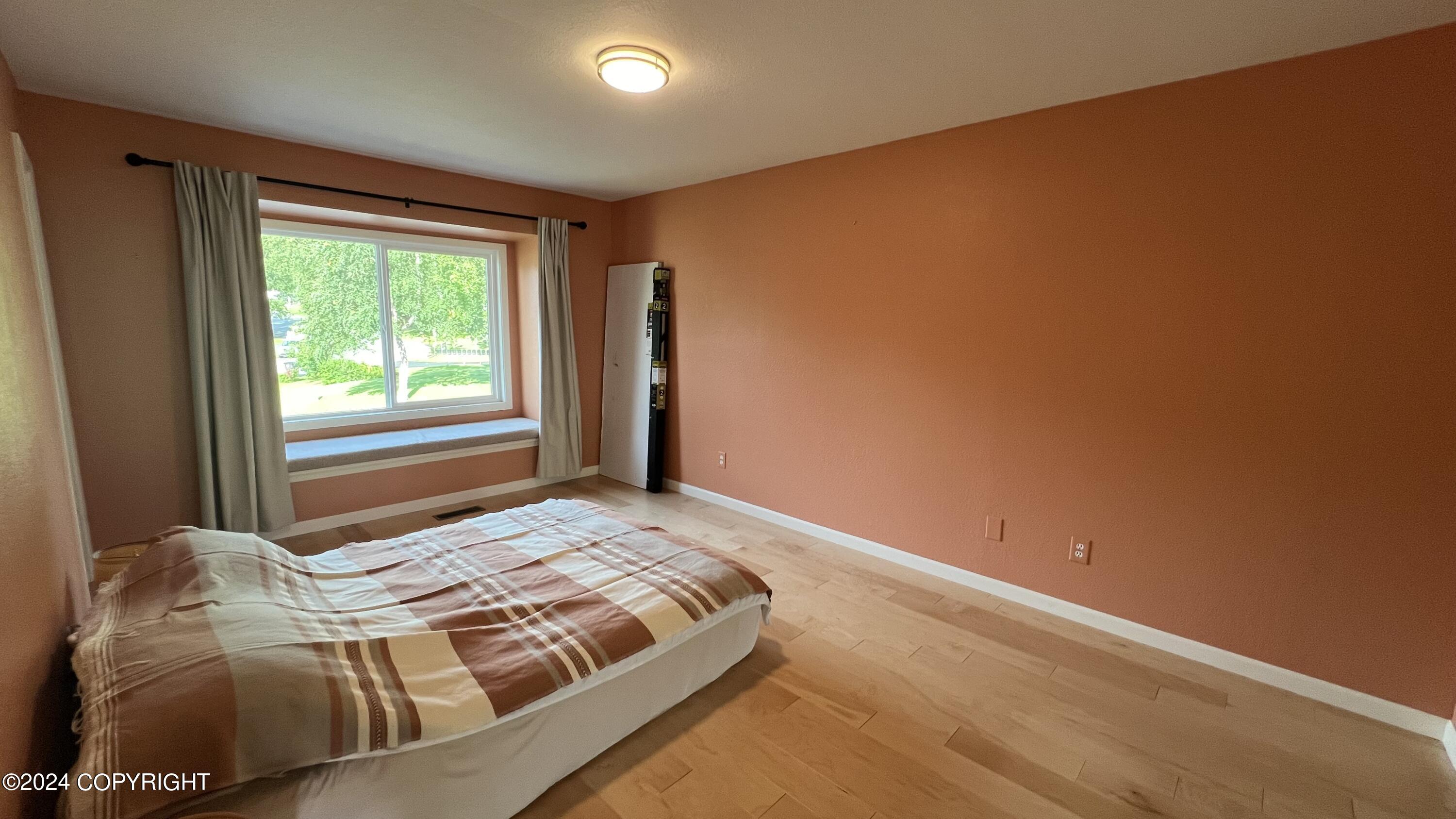 3823 Hampton Drive # 2F