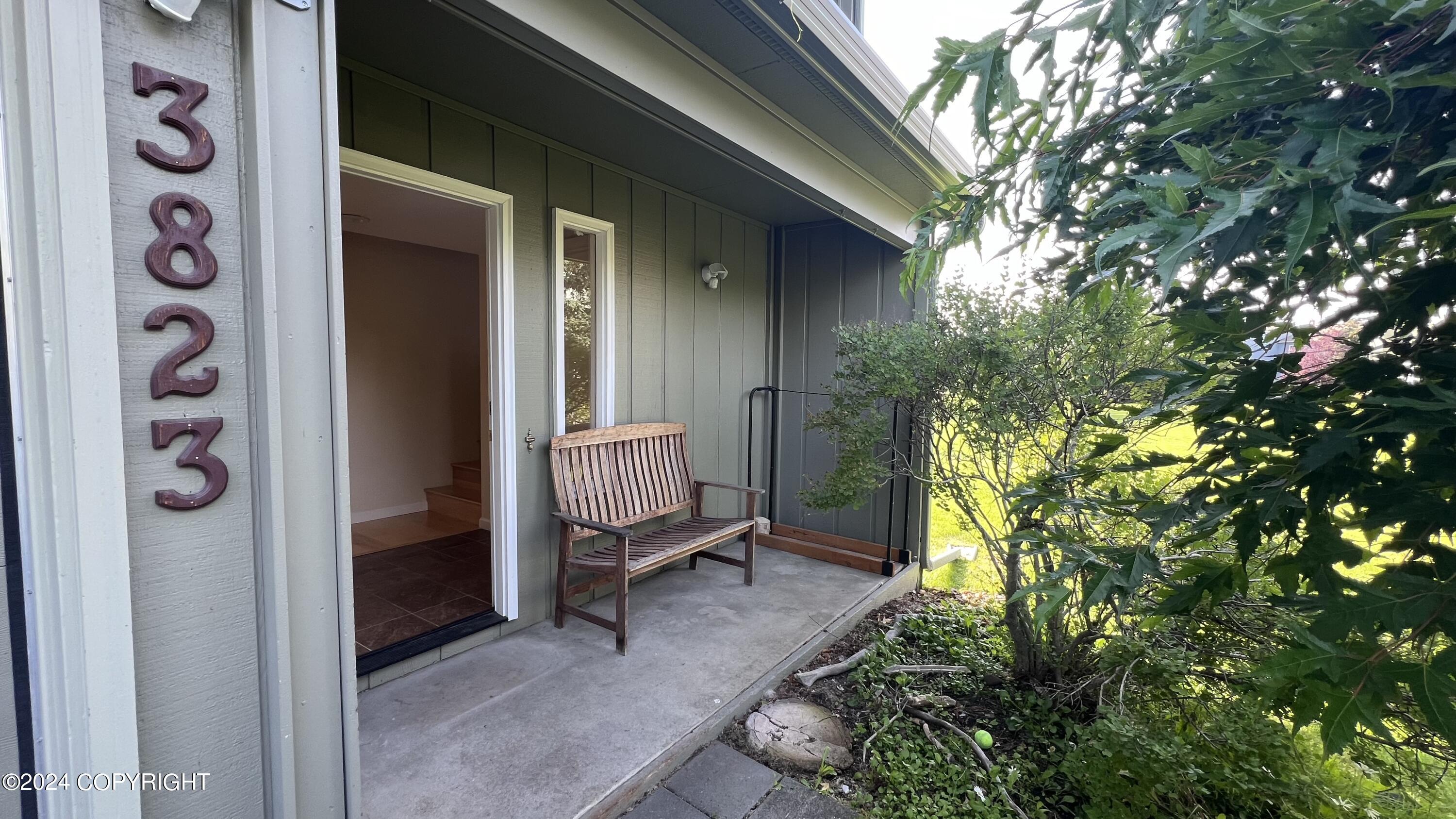 3823 Hampton Drive # 2F