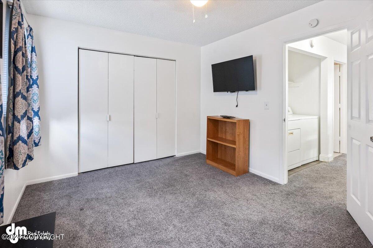 8921-8923 Woodstock Circle