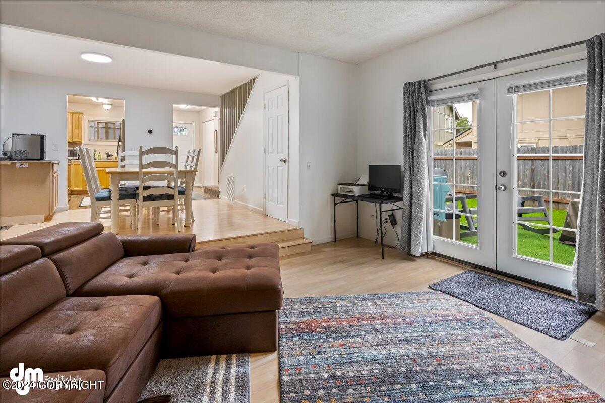 8921-8923 Woodstock Circle