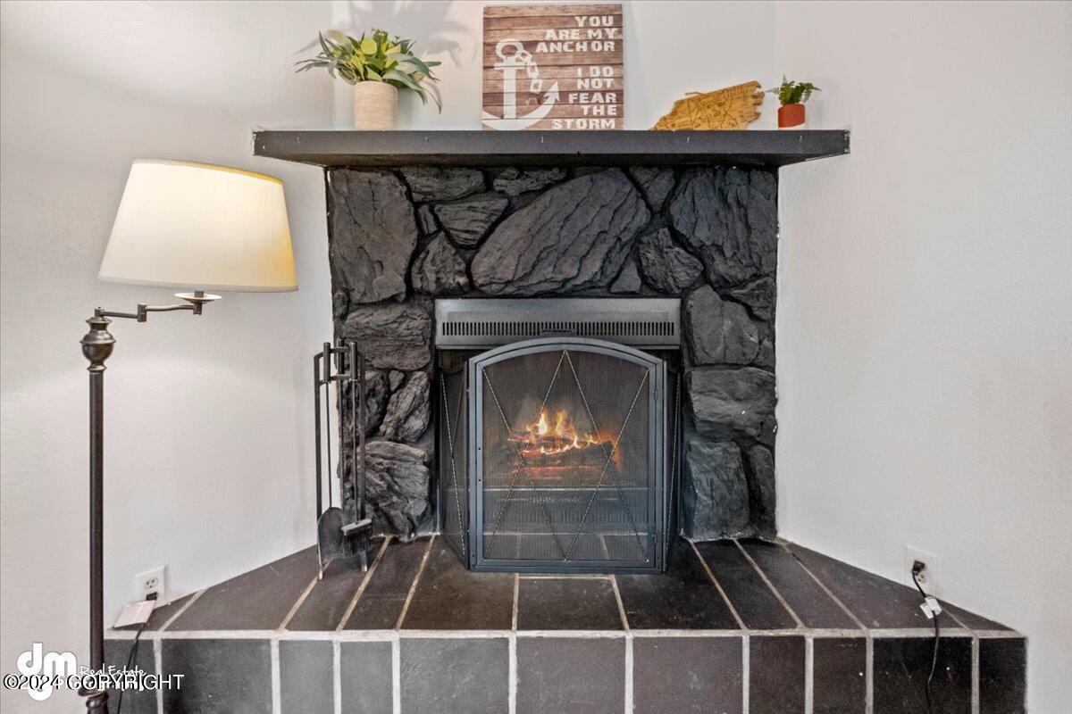 8921-8923 Woodstock Circle