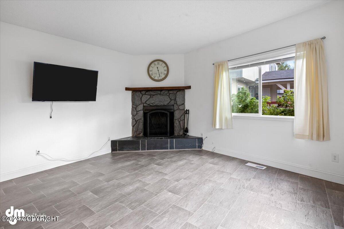 8921-8923 Woodstock Circle