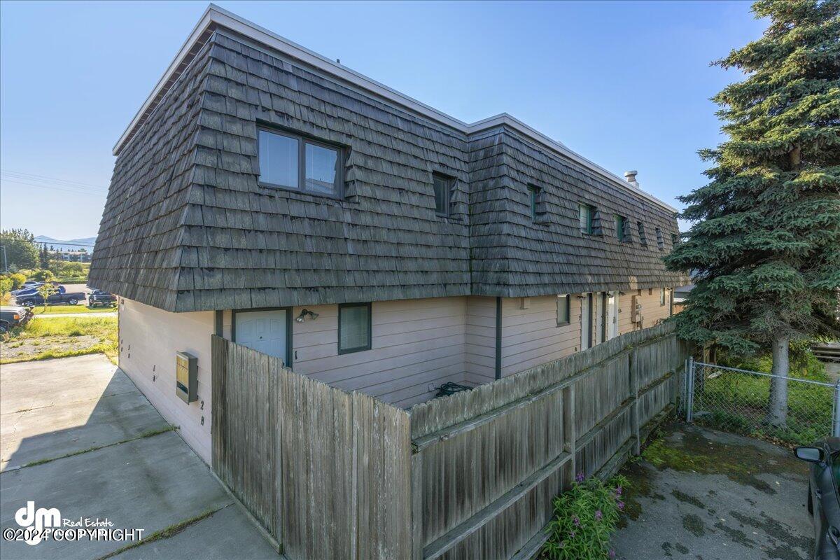 208 W 13th Avenue
