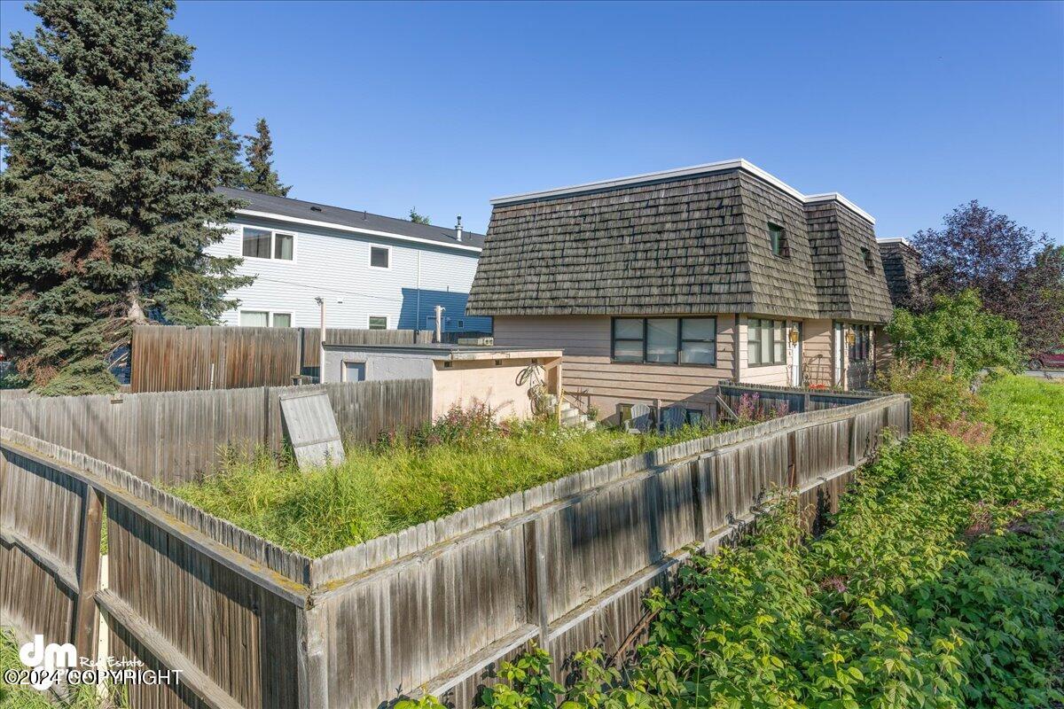 208 W 13th Avenue