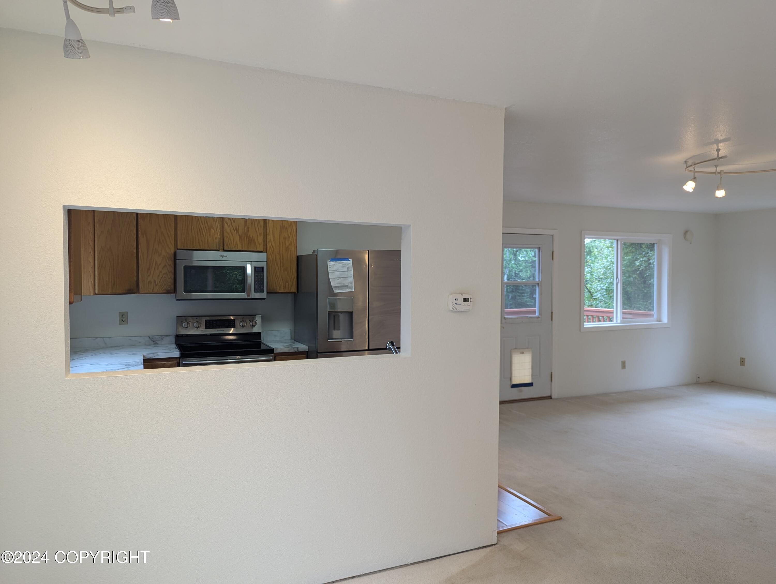 3497 S Lakeview Loop