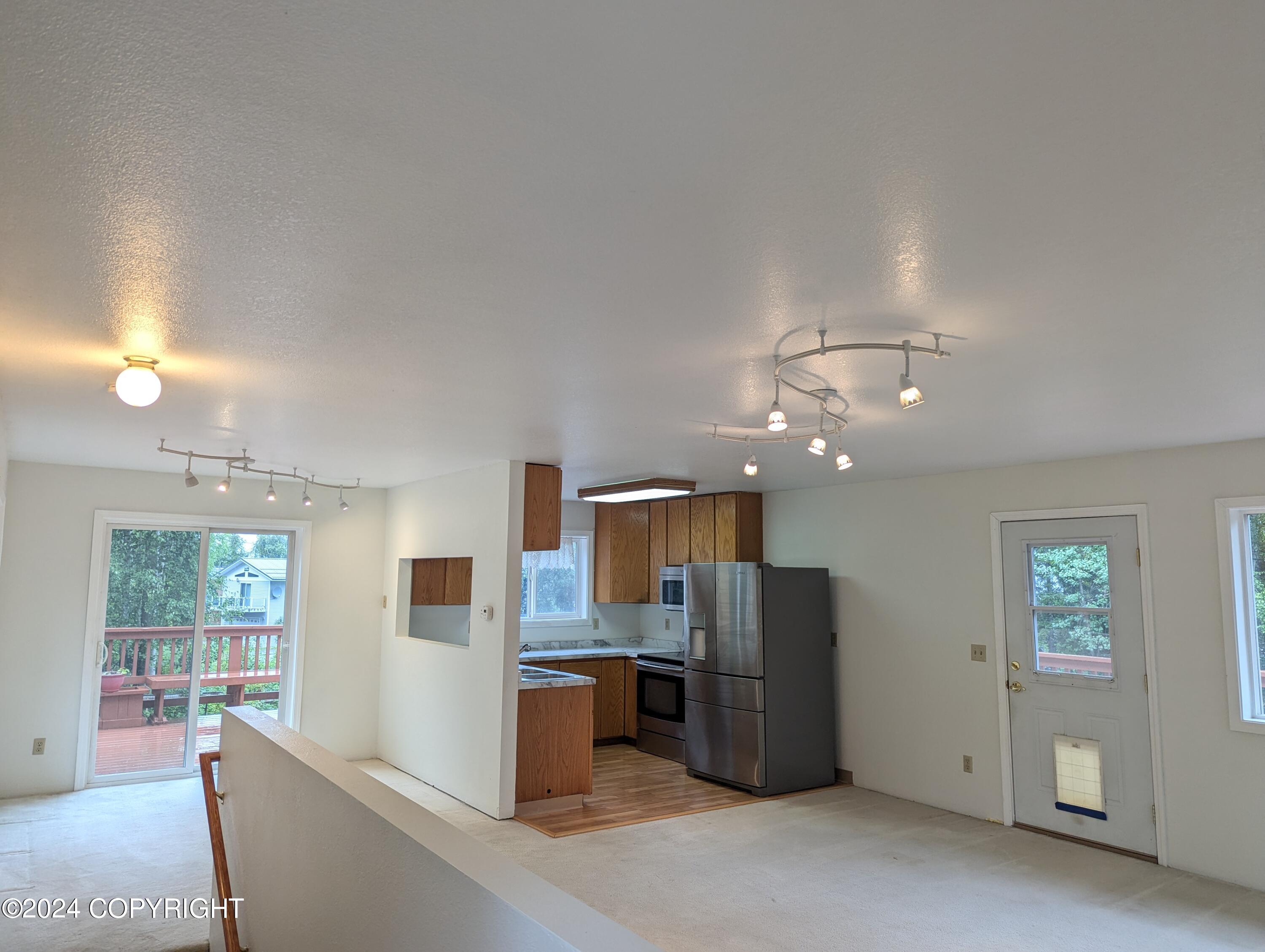 3497 S Lakeview Loop