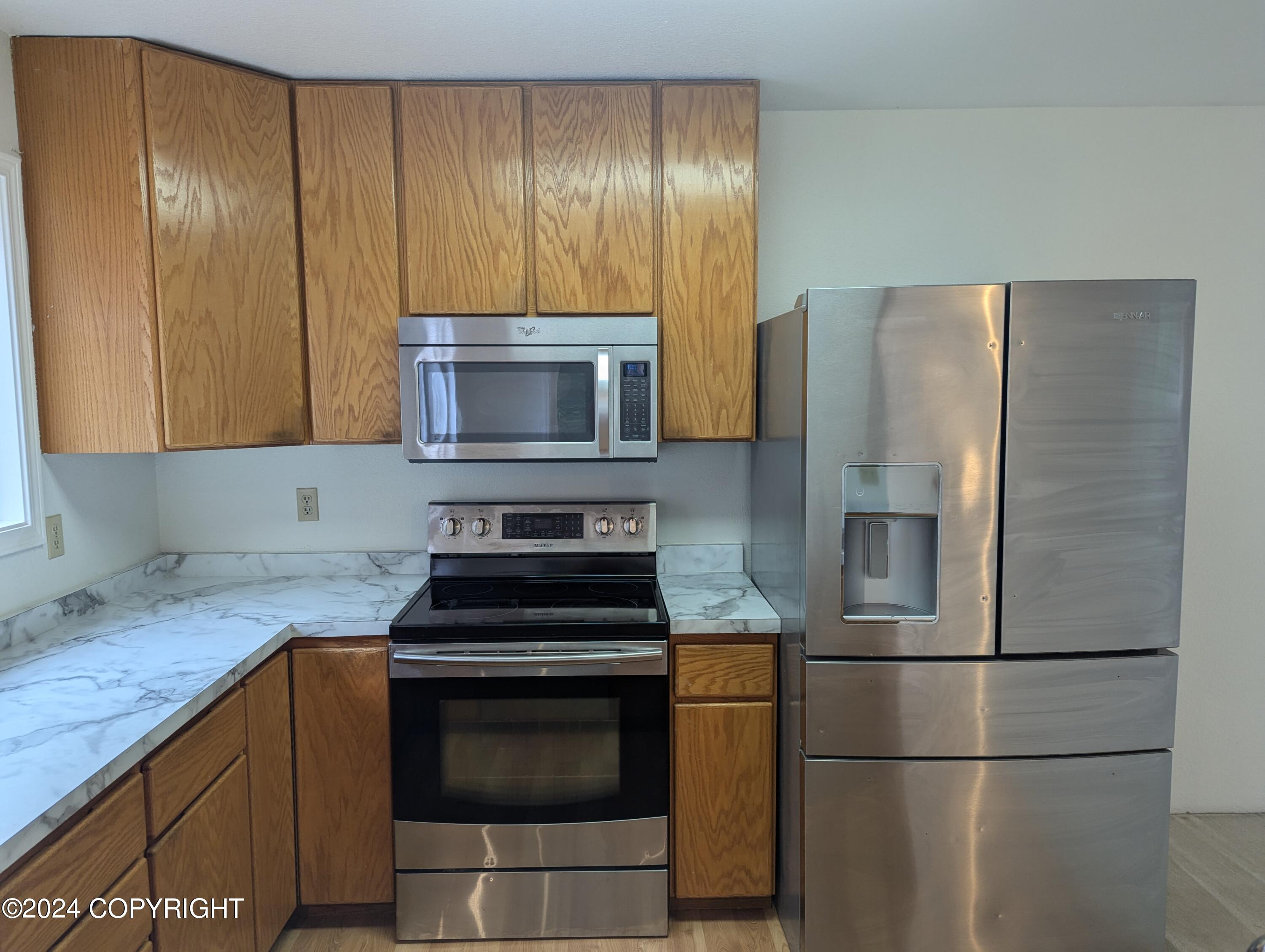 3497 S Lakeview Loop