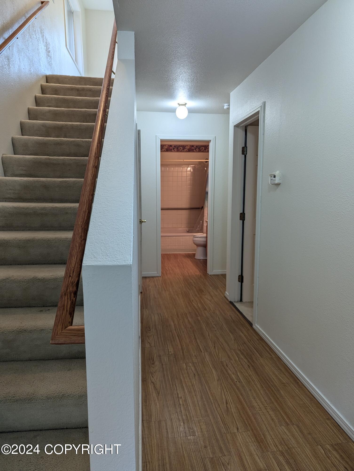 3497 S Lakeview Loop