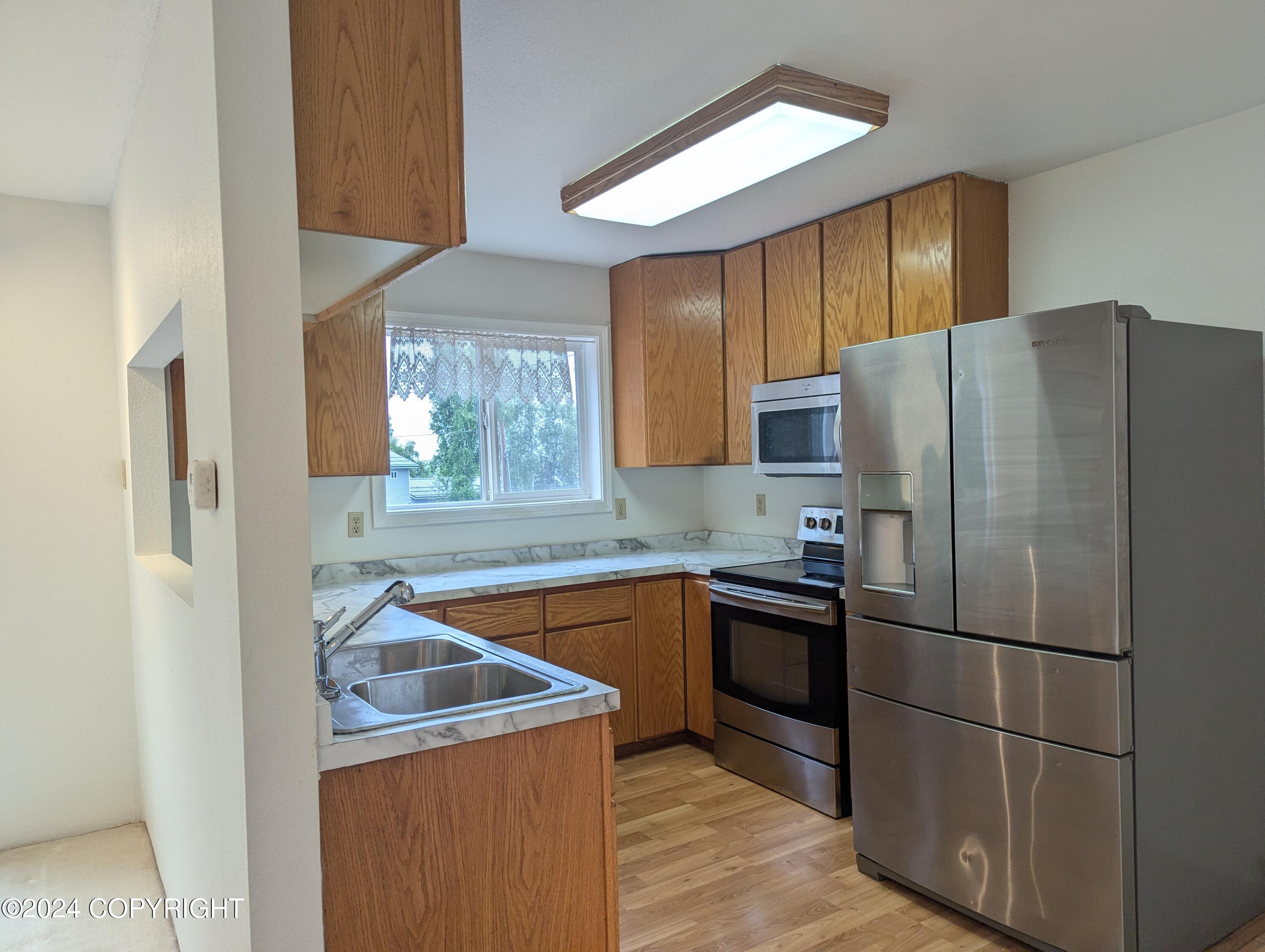 3497 S Lakeview Loop