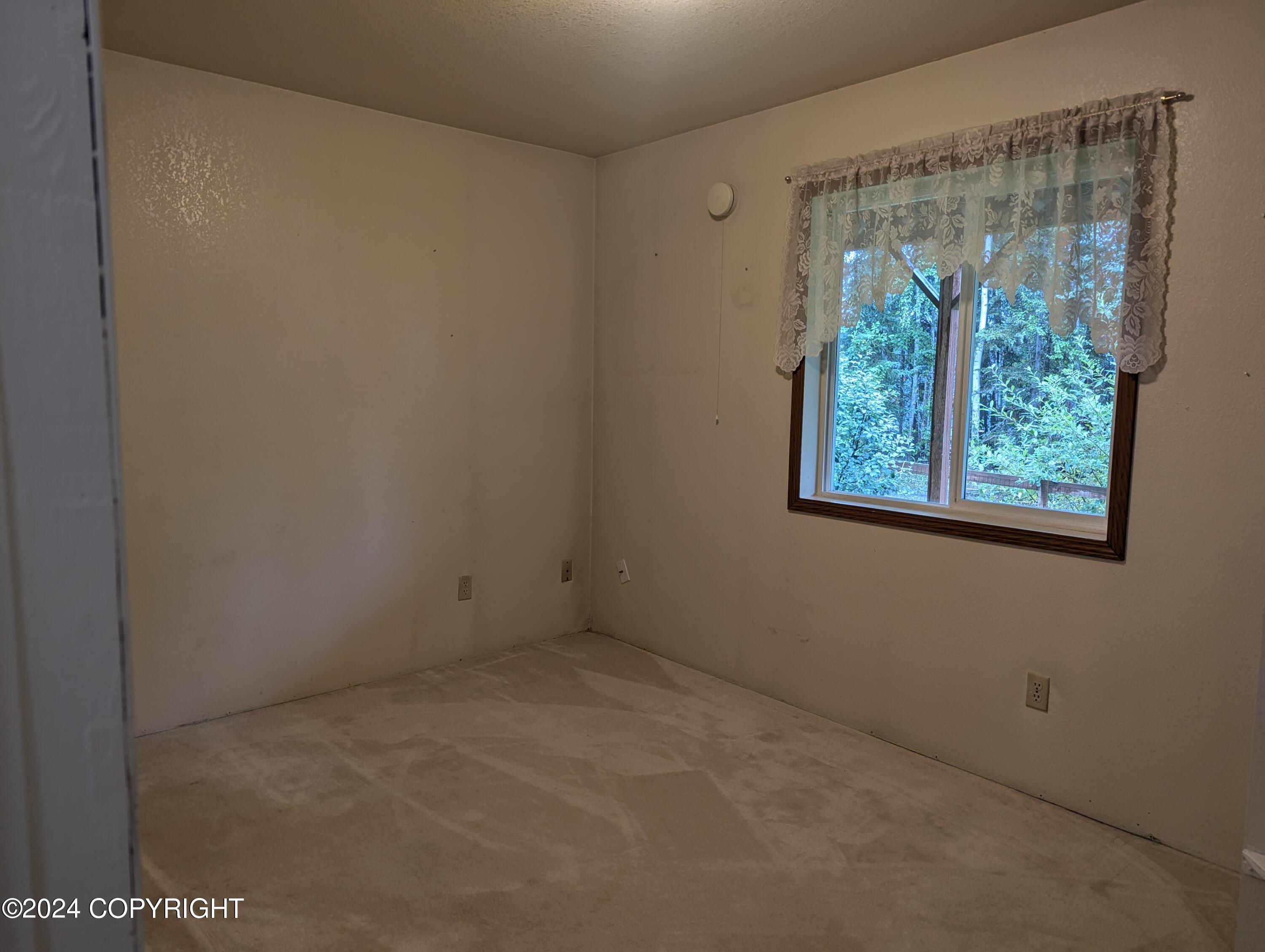 3497 S Lakeview Loop