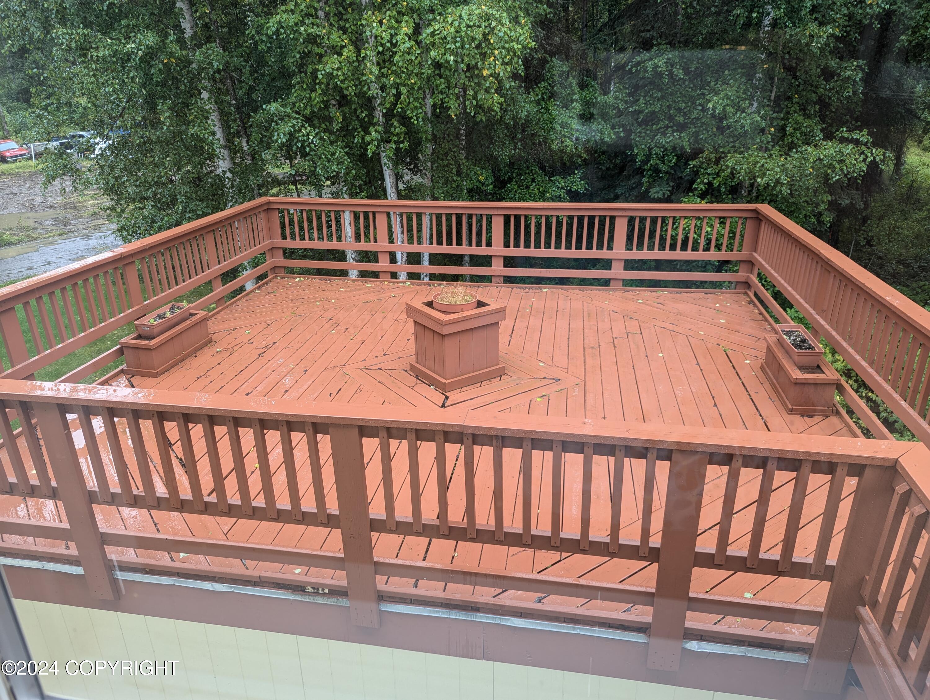 3497 S Lakeview Loop