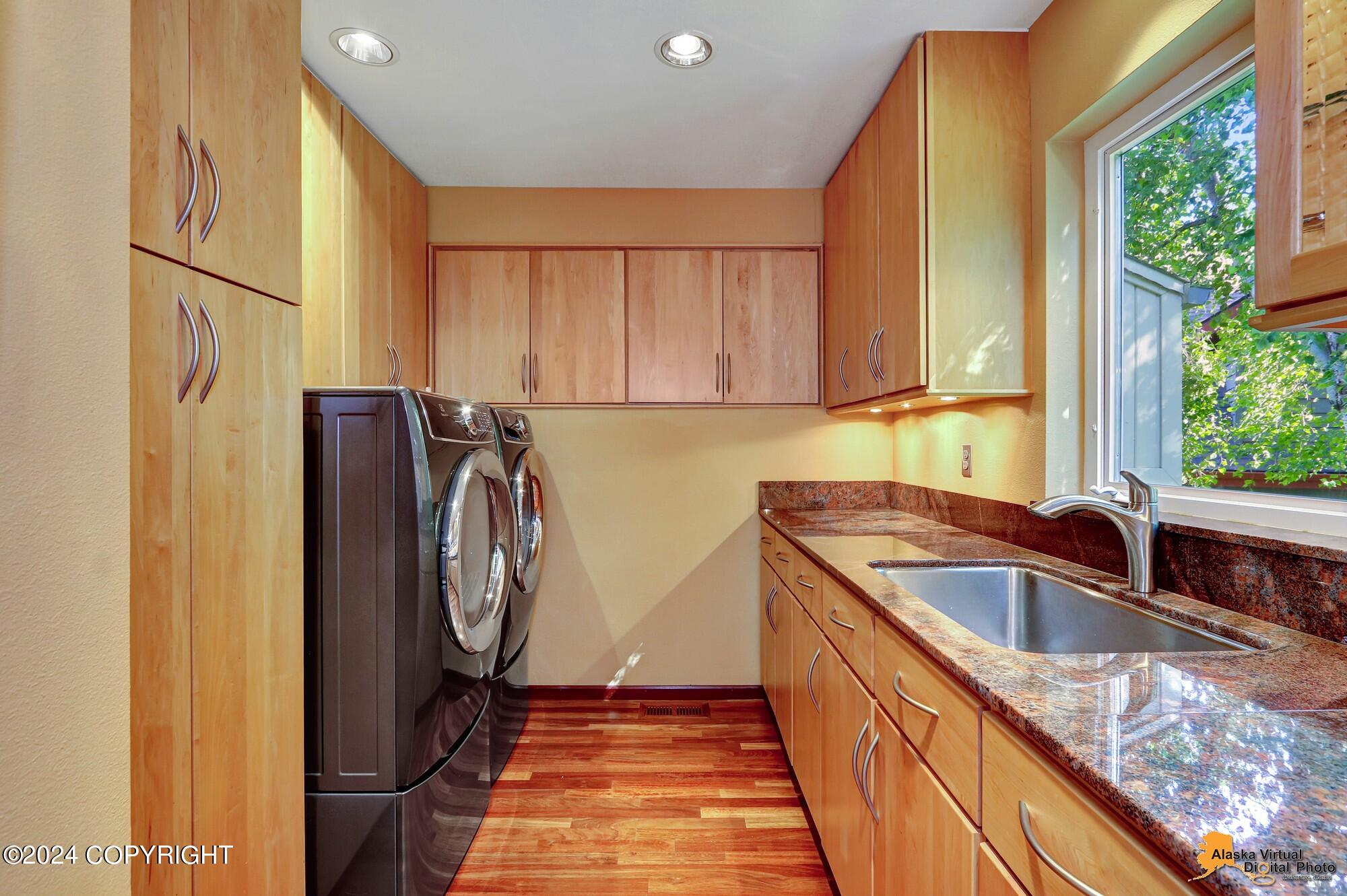 4871 Retriever Circle