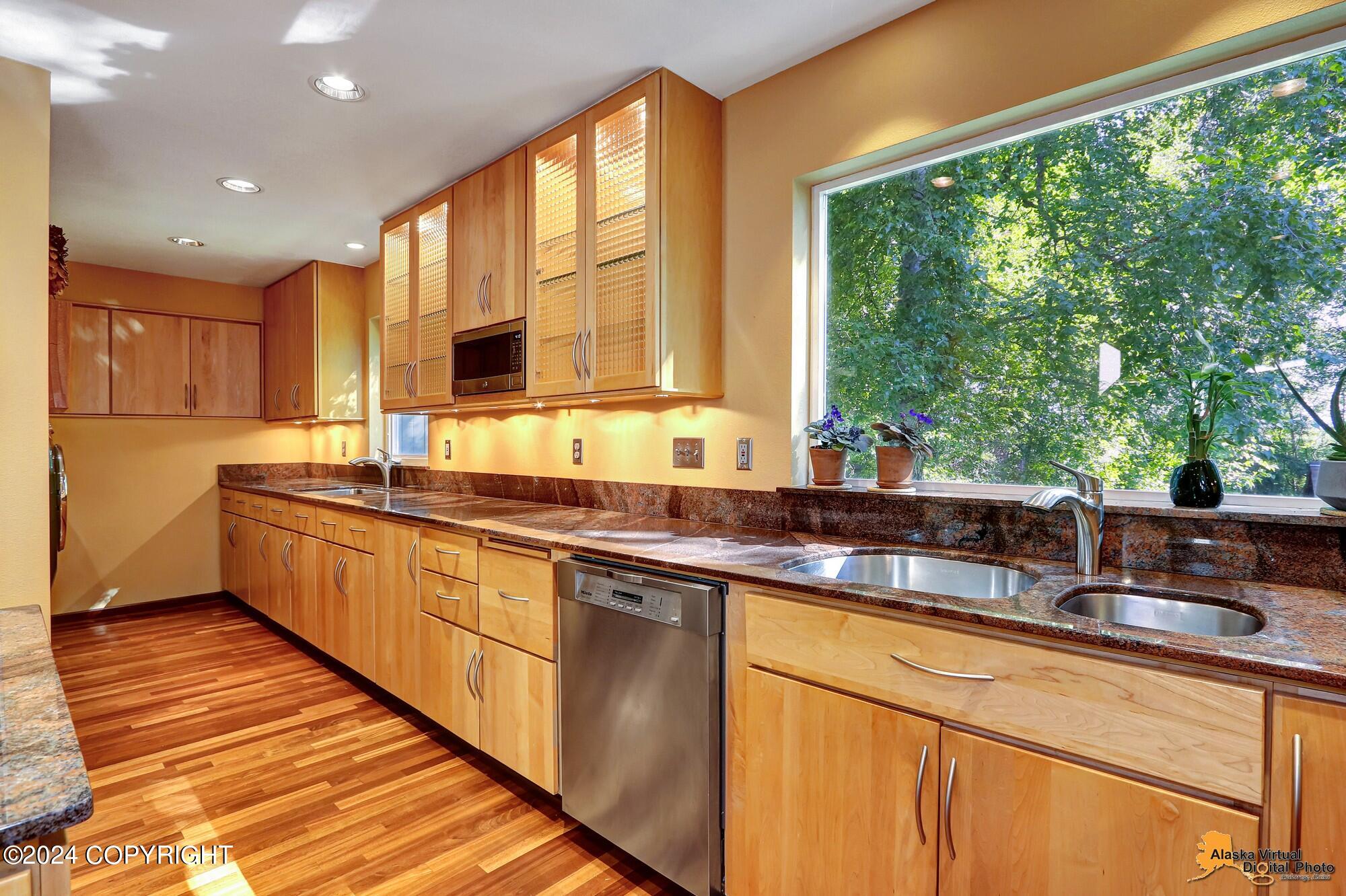 4871 Retriever Circle