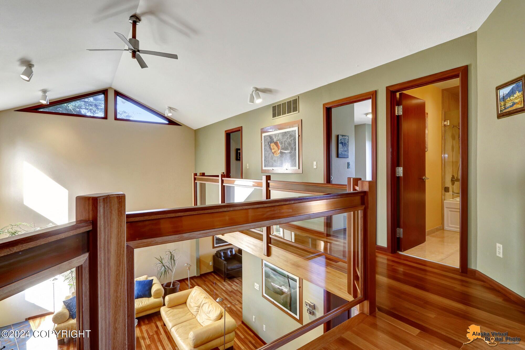 4871 Retriever Circle