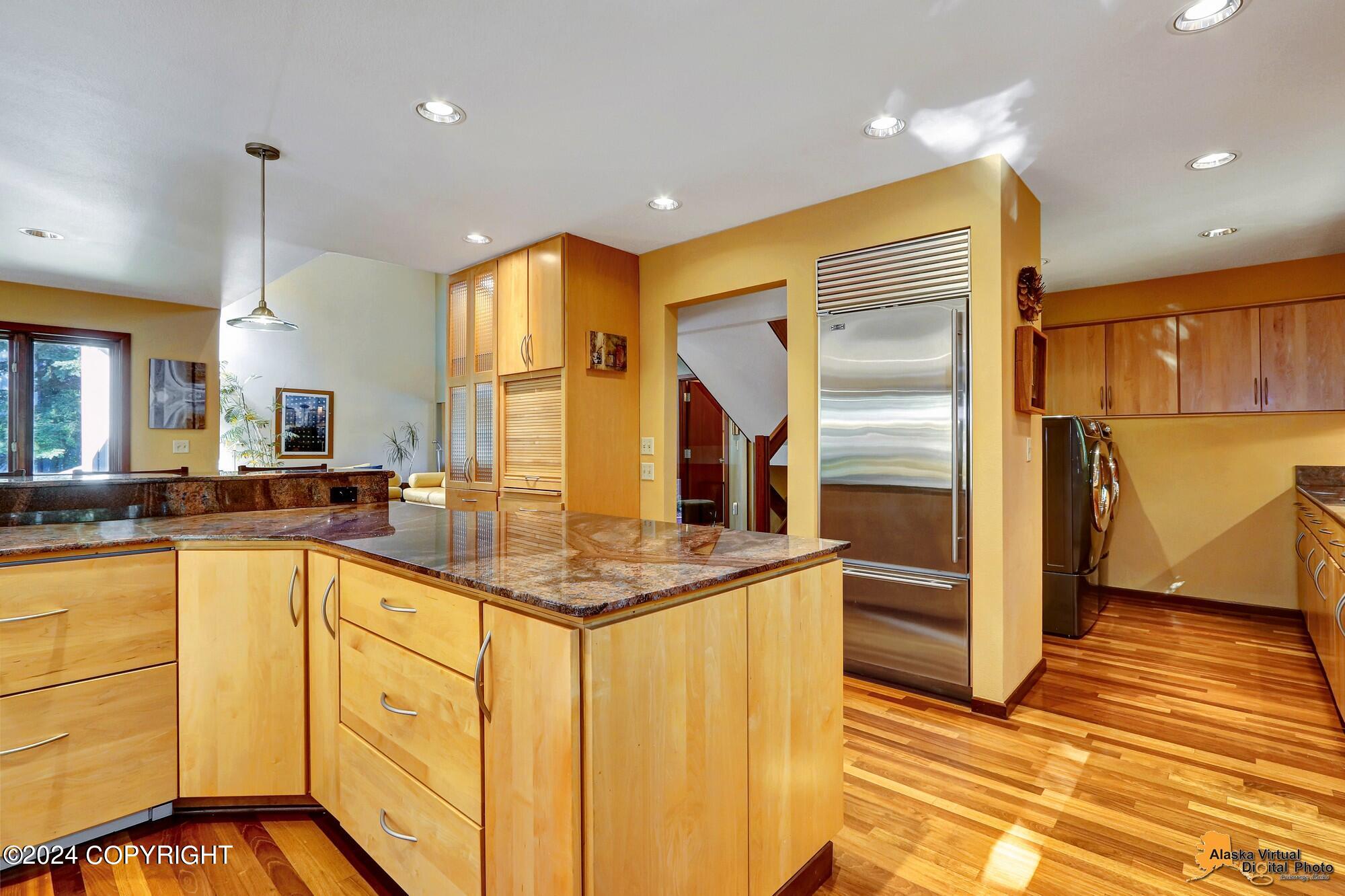 4871 Retriever Circle