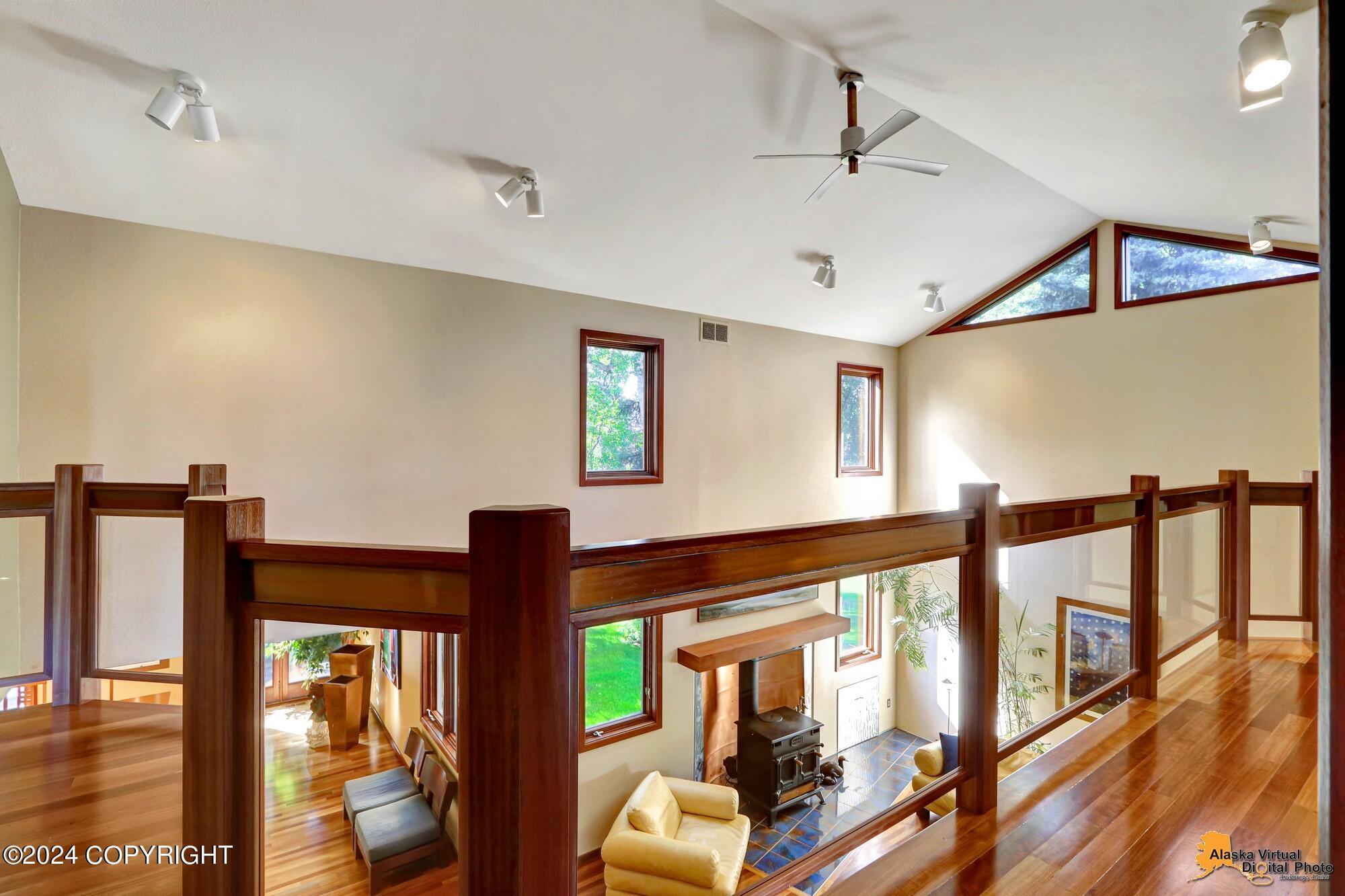 4871 Retriever Circle