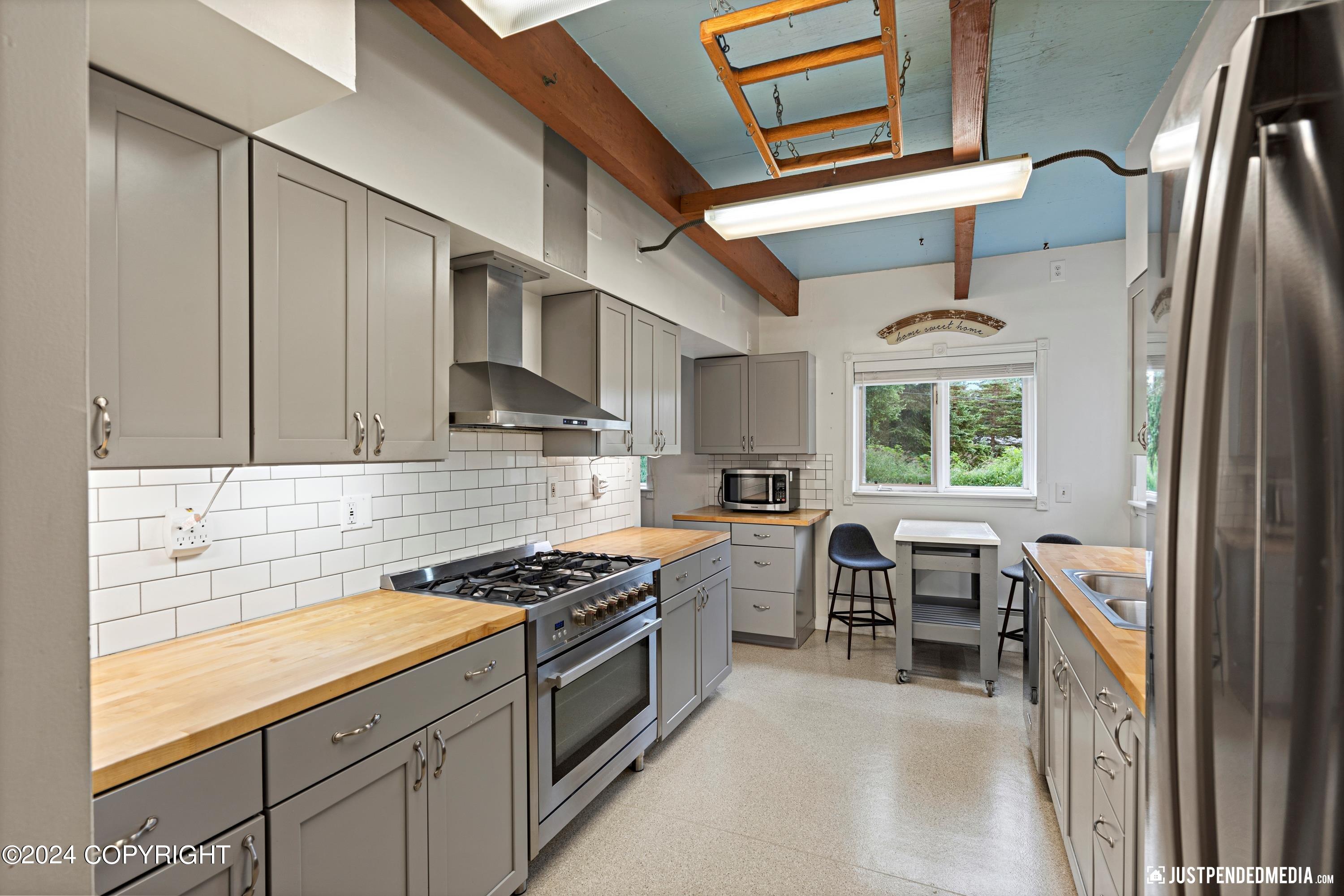 13350 Ginpole Circle