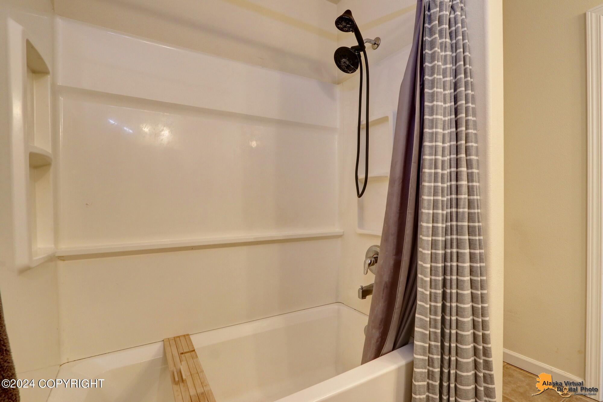 12655 Bona Kim Loop # 8 Unit: #8