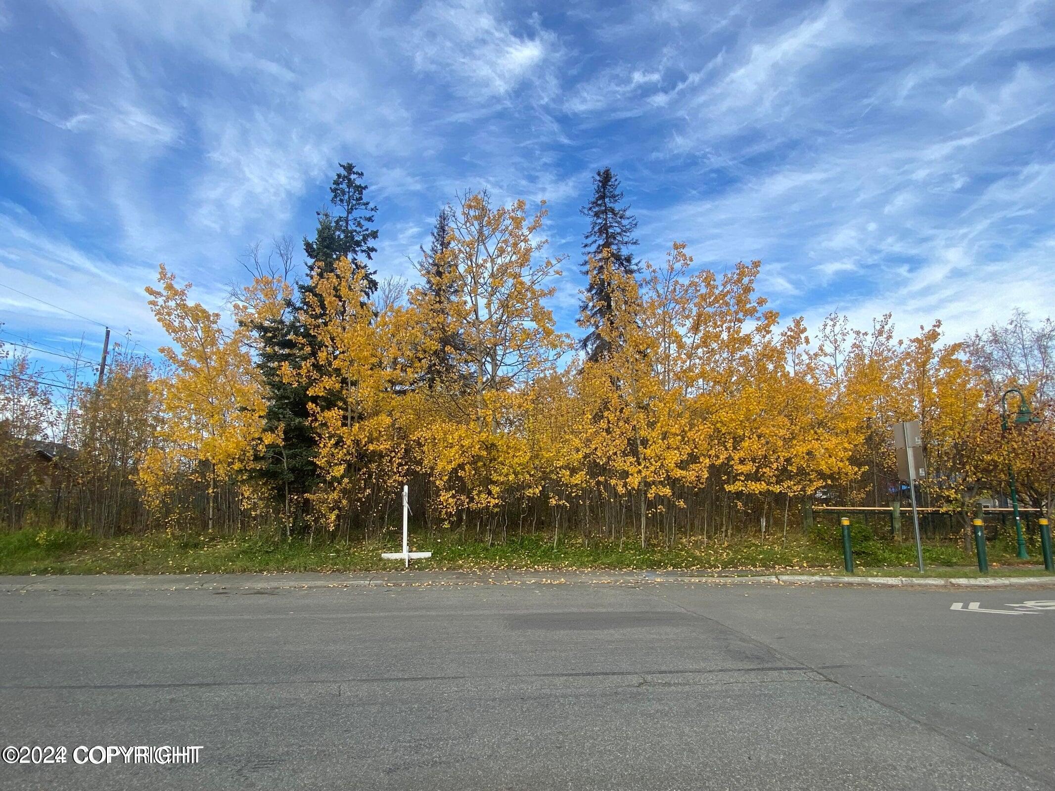 302-316 N Hoyt Street