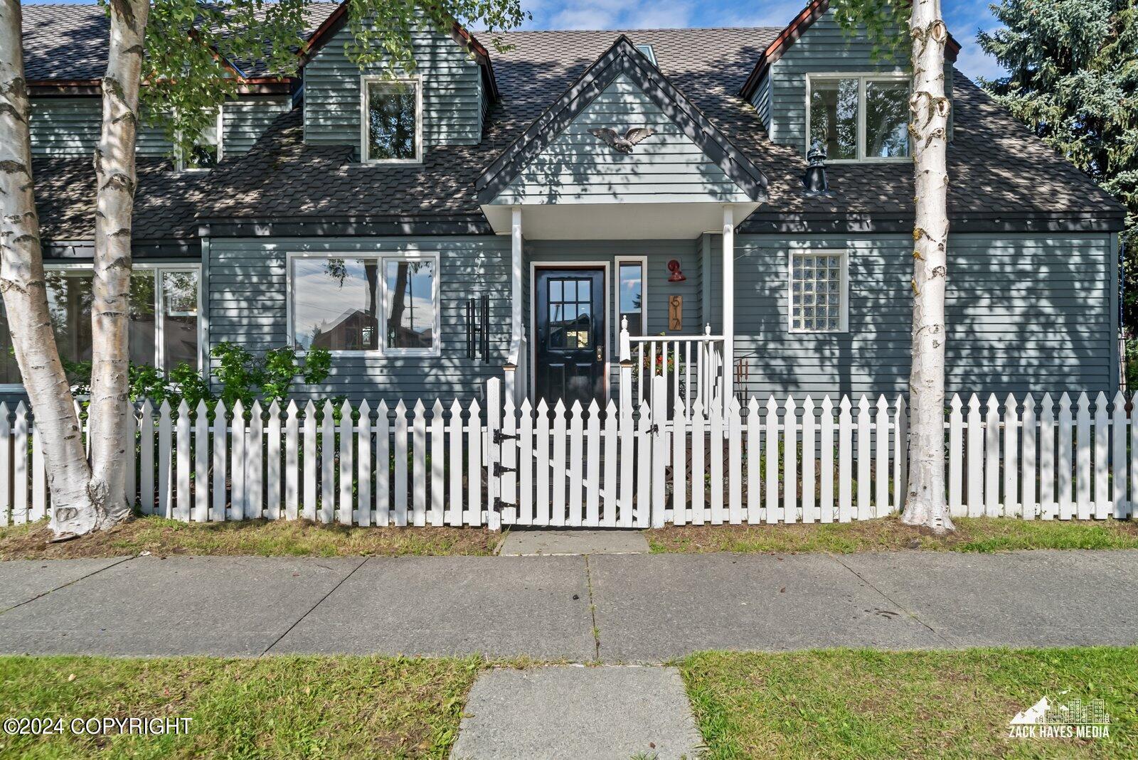 517 W 12th Avenue