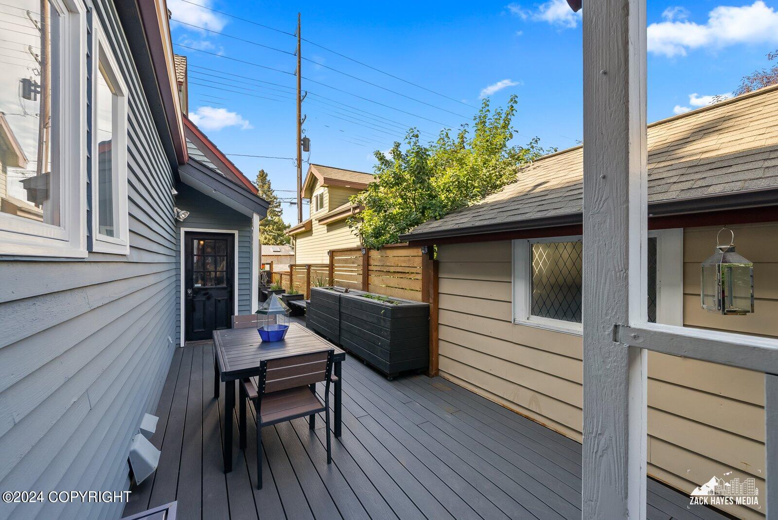 517 W 12th Avenue