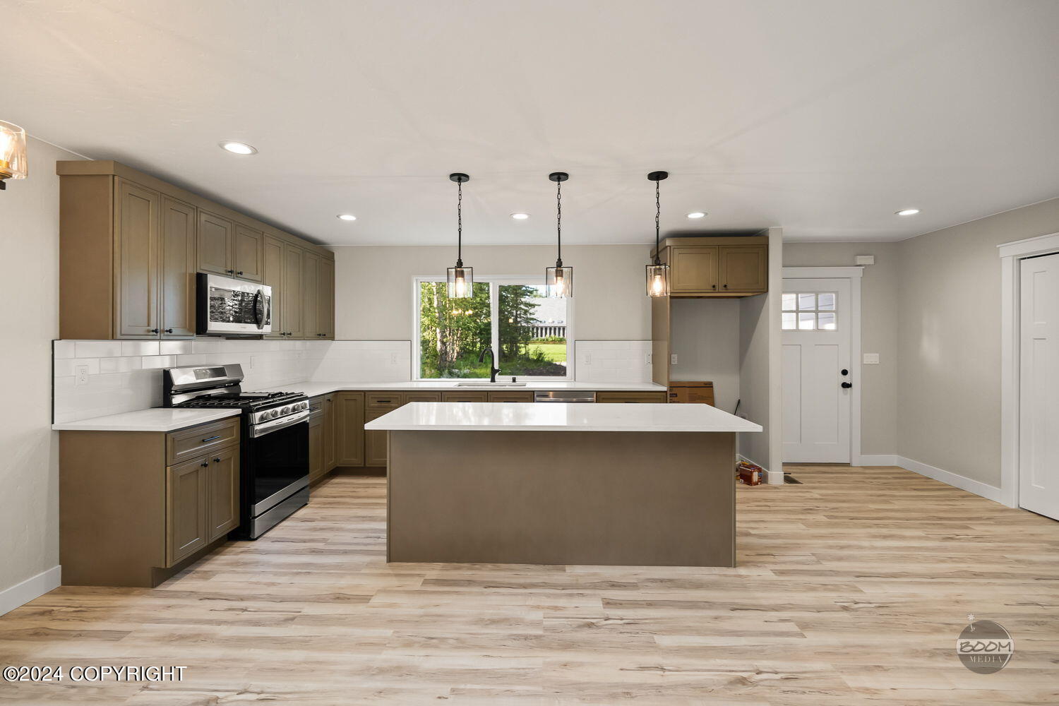 8666 Shearwater Street