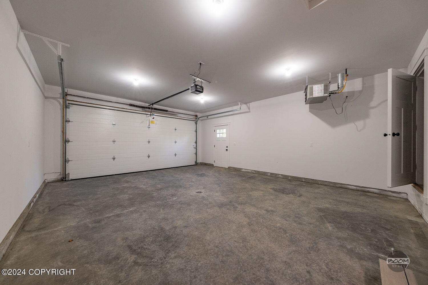 8666 Shearwater Street