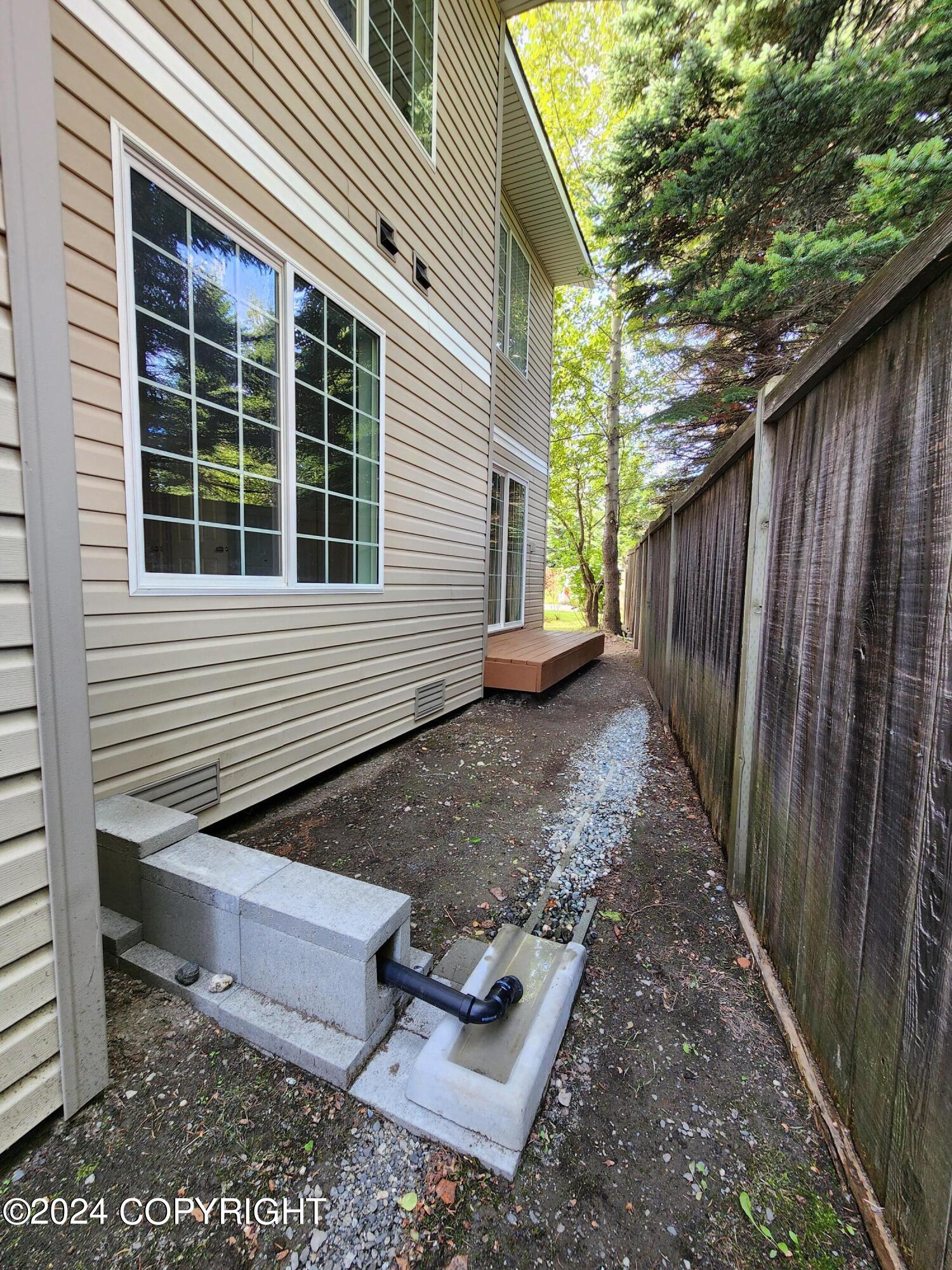 4002 Lakehurst Circle # 1