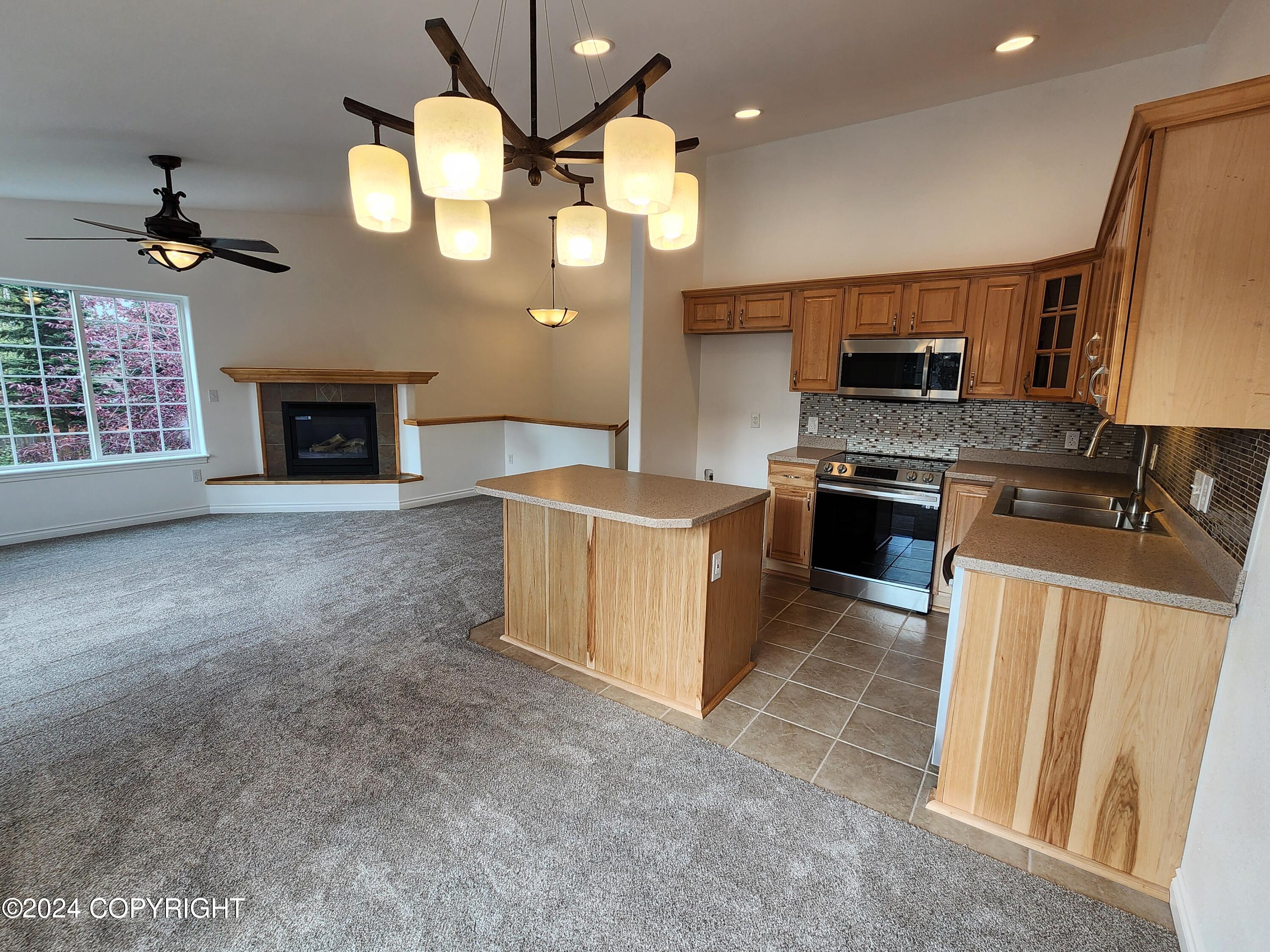 4002 Lakehurst Circle # 1