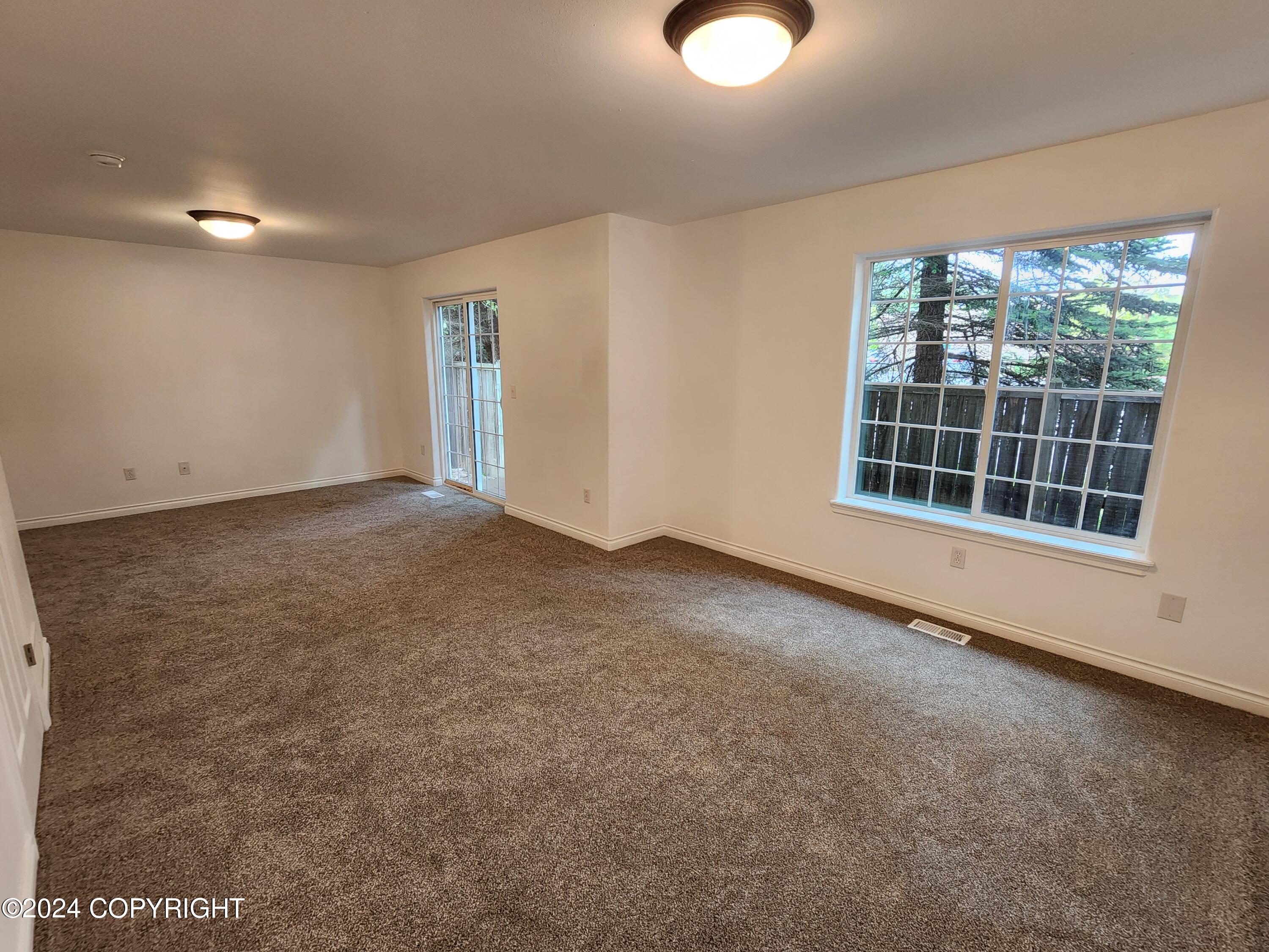 4002 Lakehurst Circle # 1