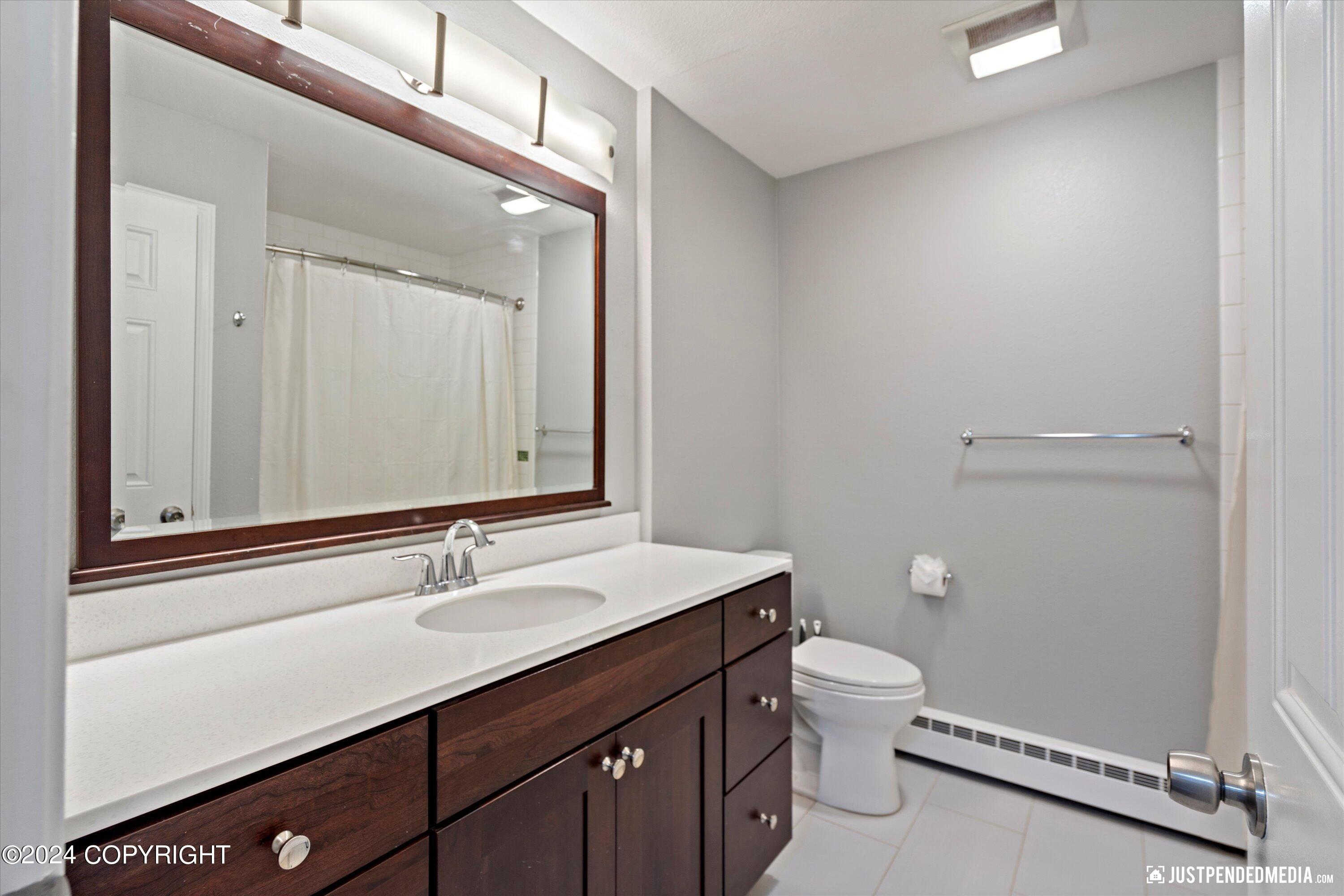 1641 Eastridge Drive # 102