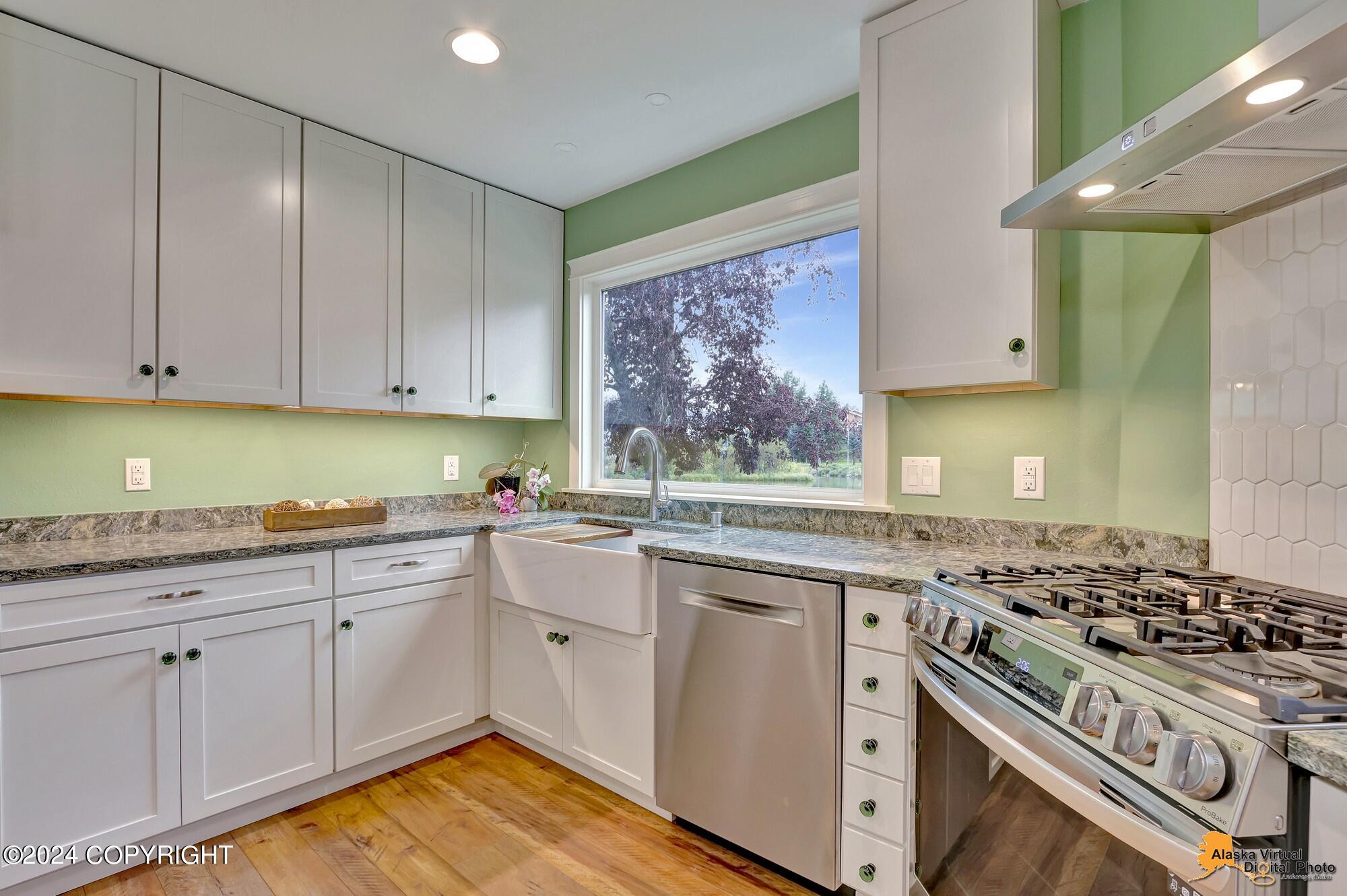 2550 Curlew Circle