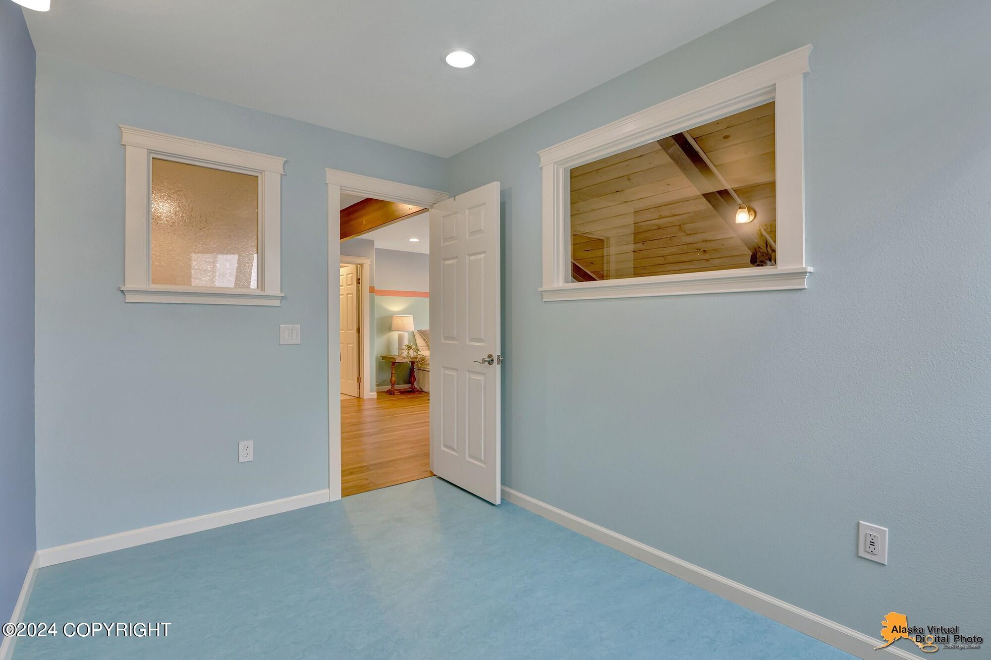 2550 Curlew Circle