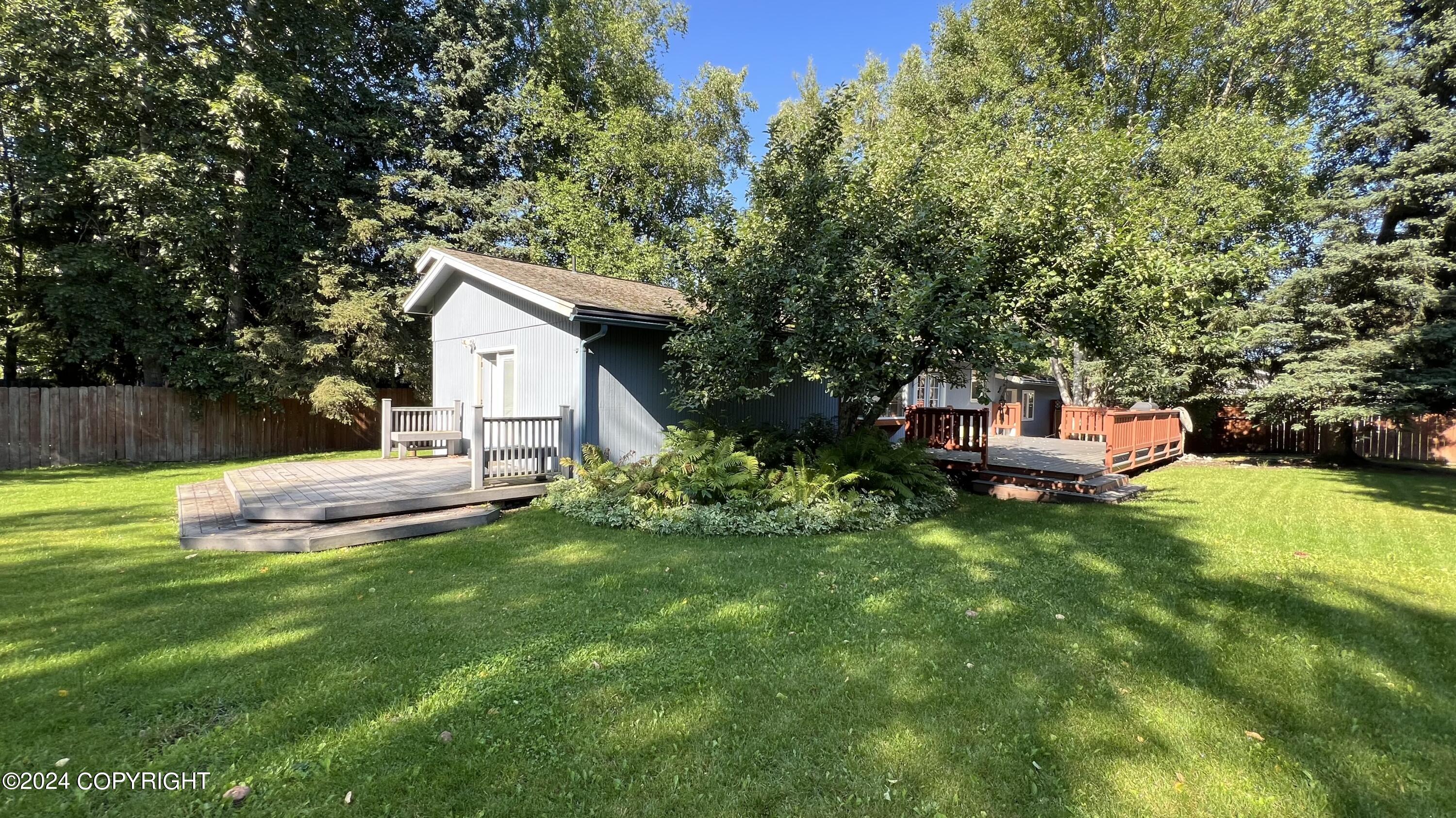 1820 Shadetree Circle