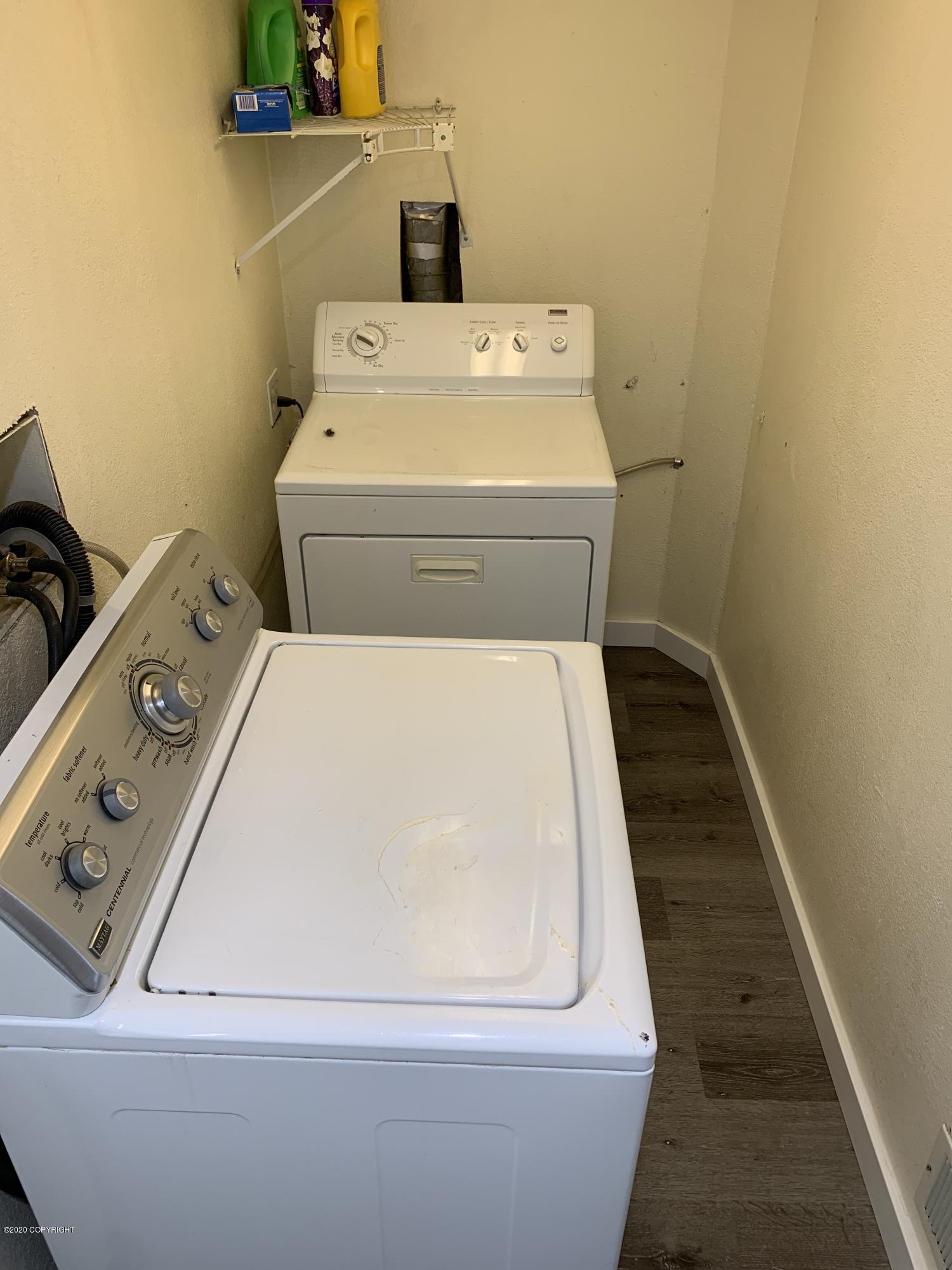 1519 Kinnikinnick Street