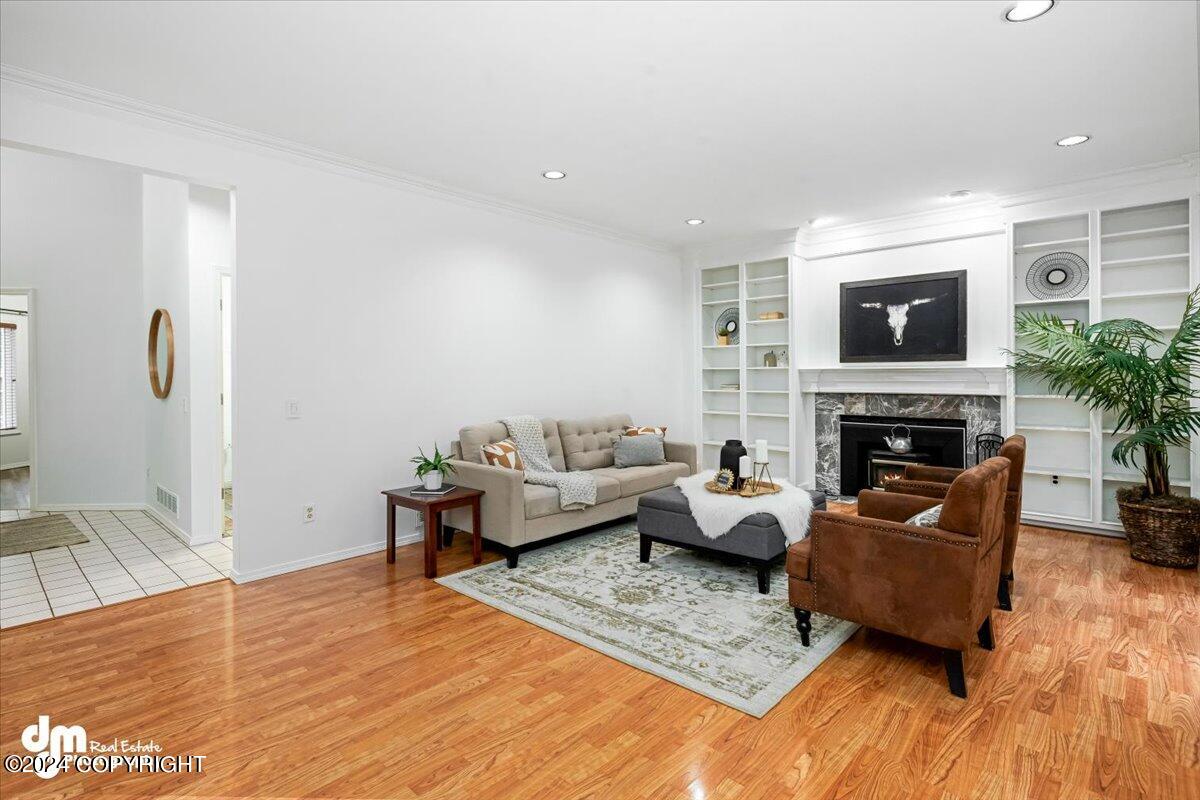 3429 Gibstay Circle