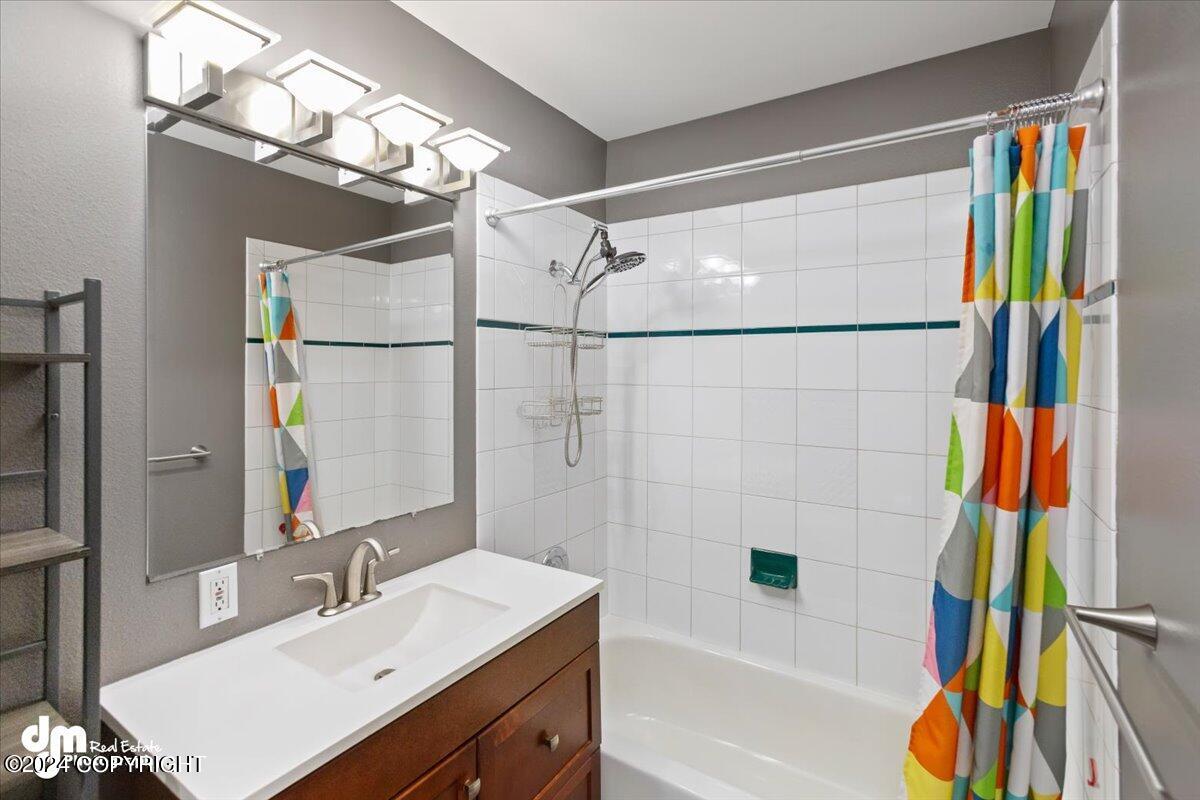 162 Taos Road # 6 Unit: #6