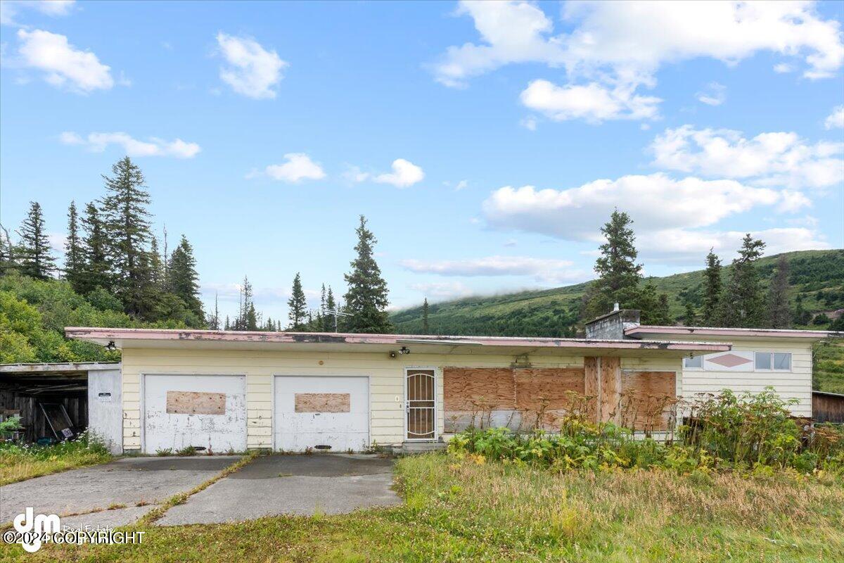 15701 Newell Drive
