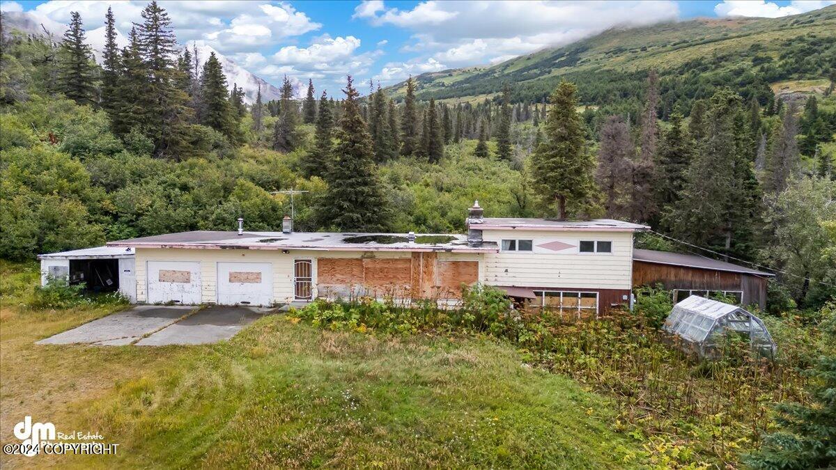 15701 Newell Drive