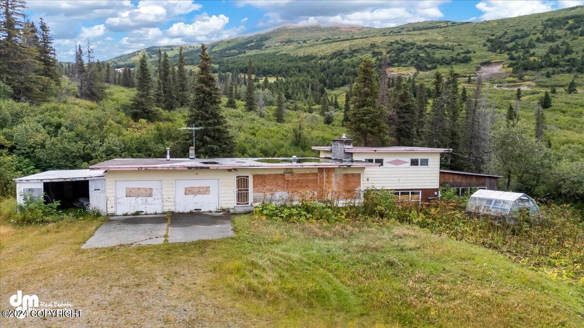 15701 Newell Drive