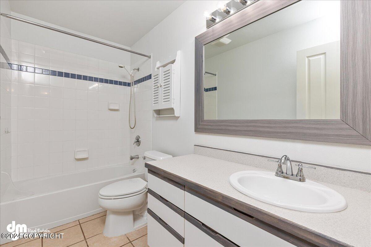 23405 Glenn Hill Circle