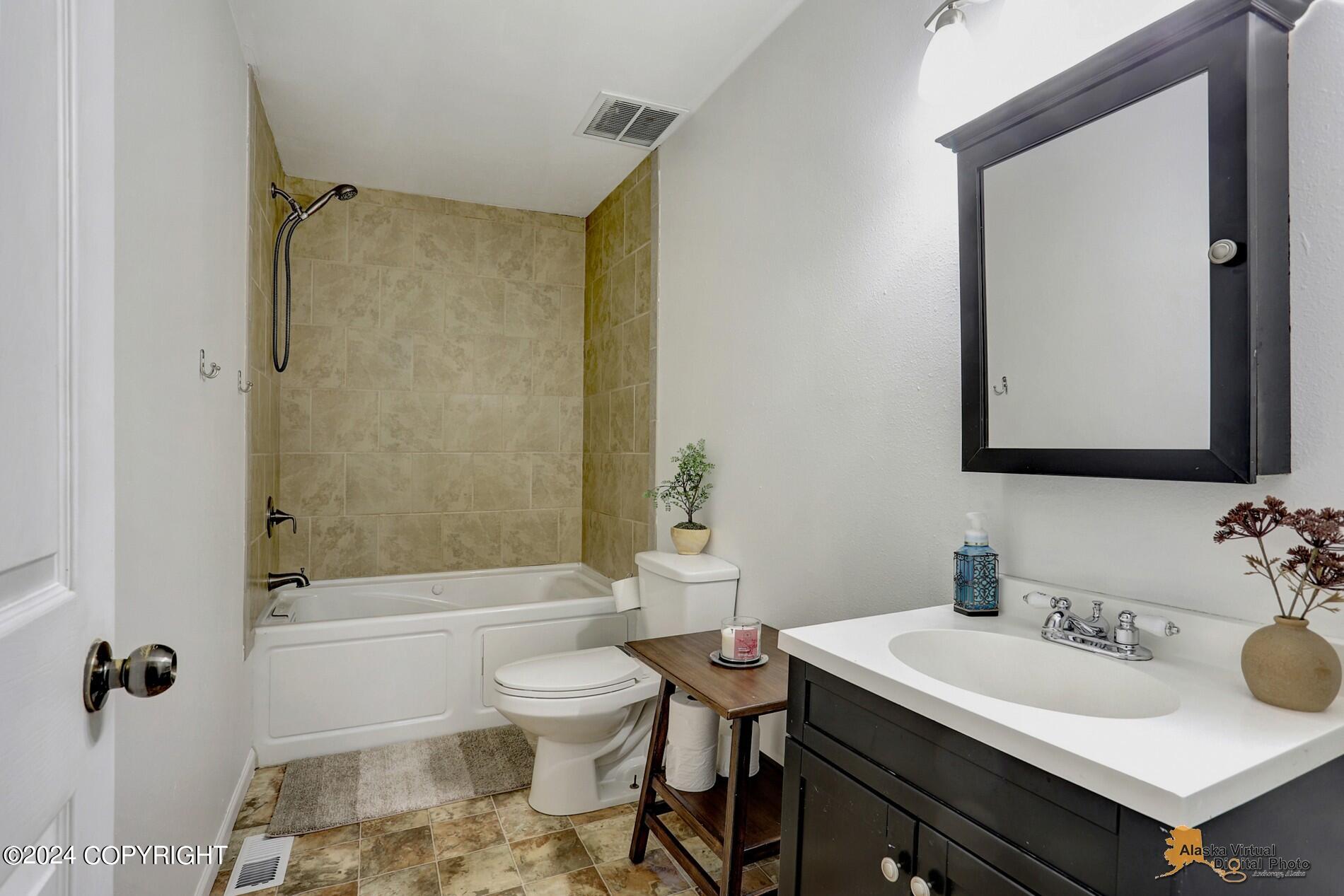 4439 E Boulder Drive