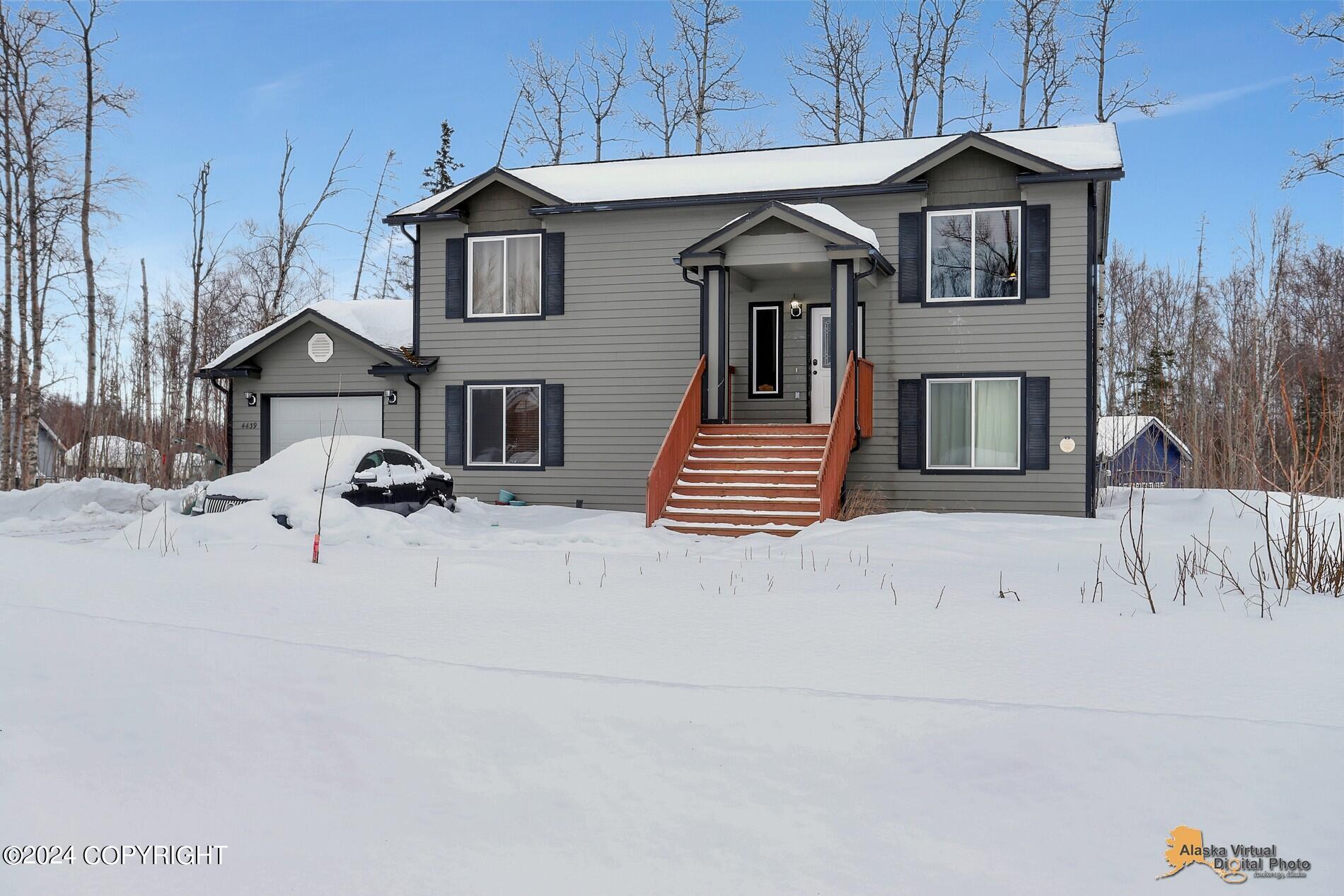 4439 E Boulder Drive