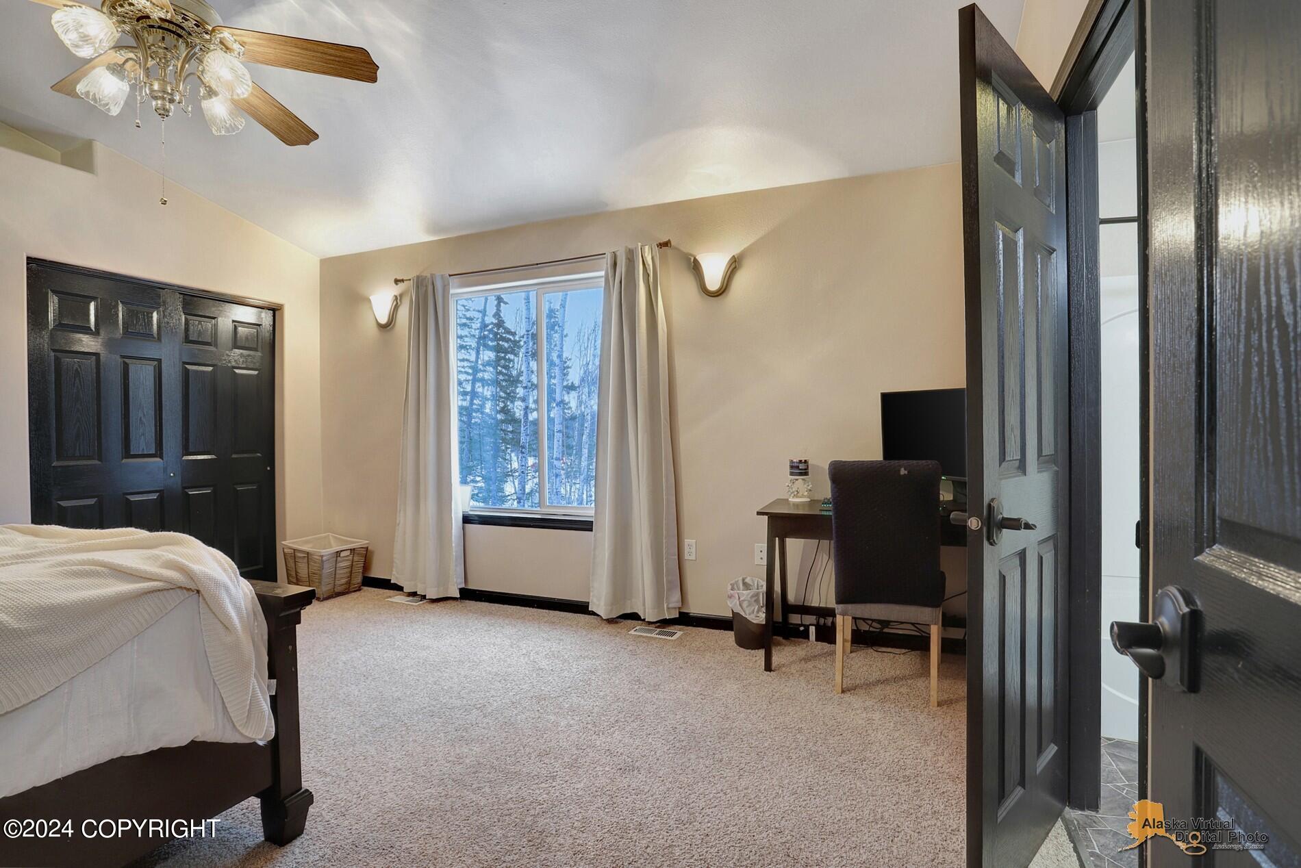 4439 E Boulder Drive