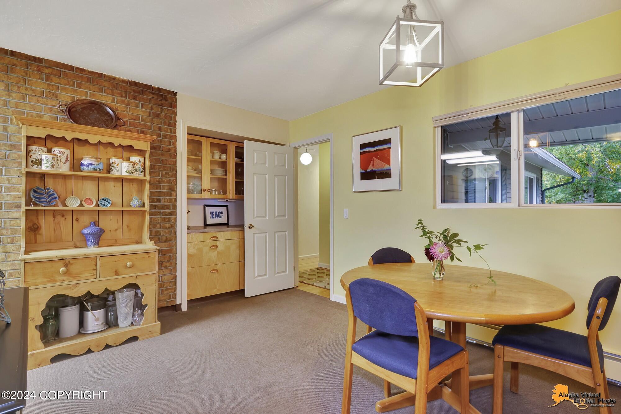 2514 Captain Cook Drive