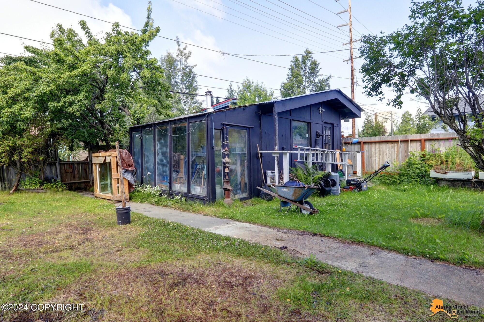 1338 E Street