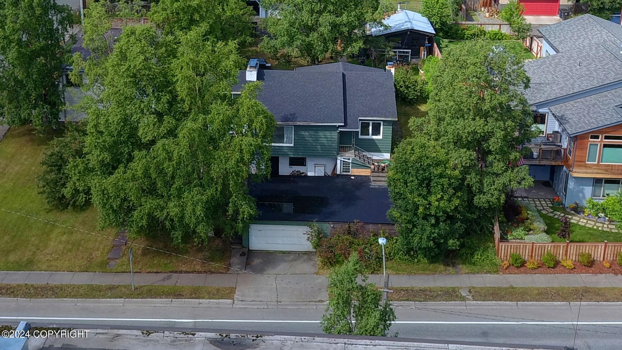 1338 E Street