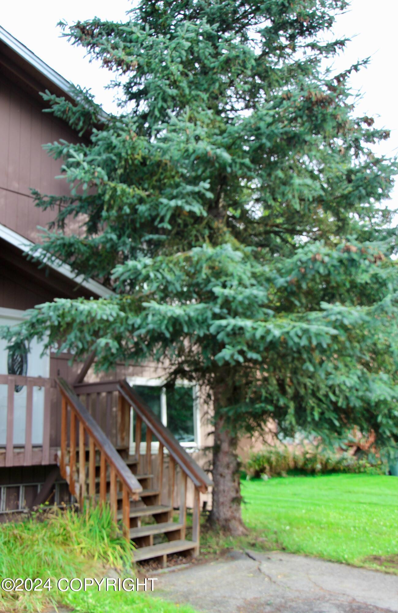 245 Fall Leaf Circle