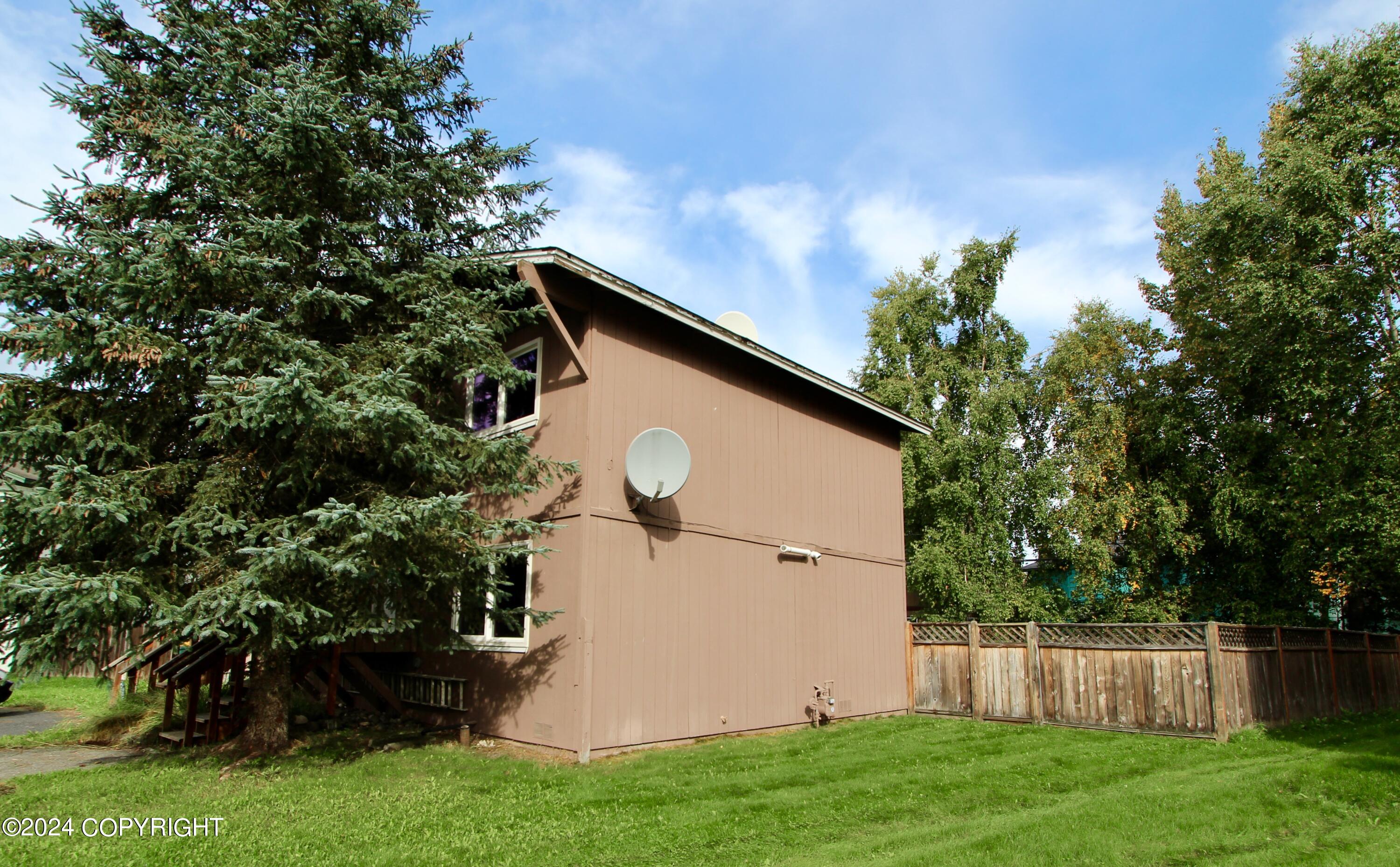 245 Fall Leaf Circle